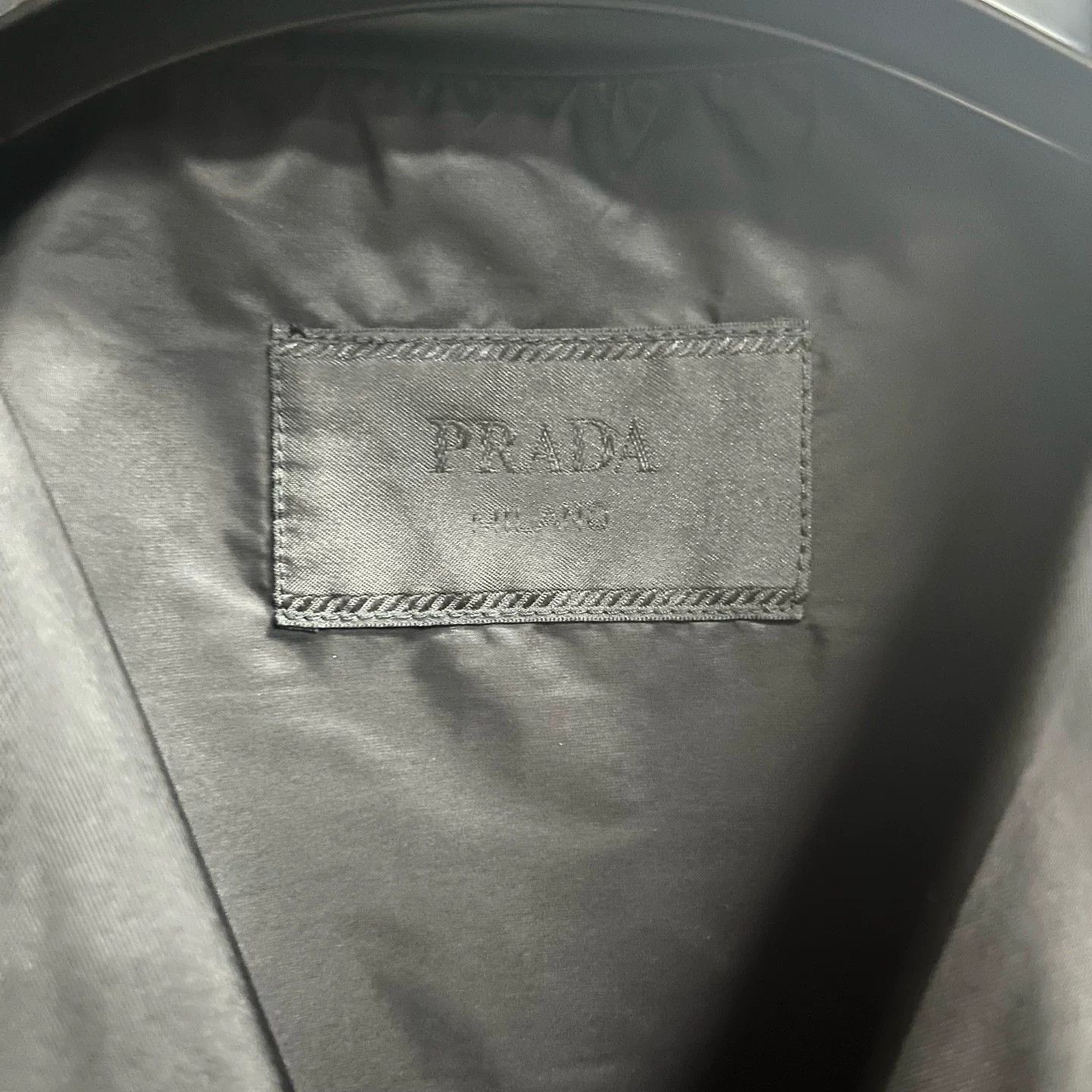 Prada Prada Black Enamel Triangle Logo Short-sleeve Shirt Size US M / EU 48-50 / 2 - 2 Thumbnail