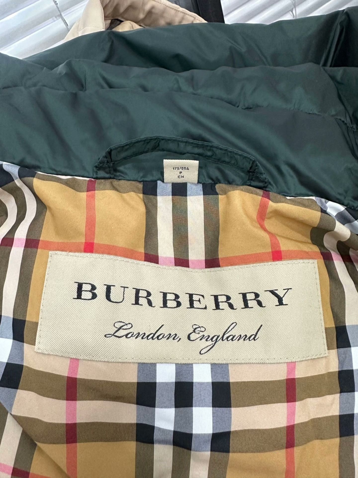 Burberry Burberry Green Quilted Hooded Down Jacket Size S / US 4 / IT 40 - 3 Thumbnail