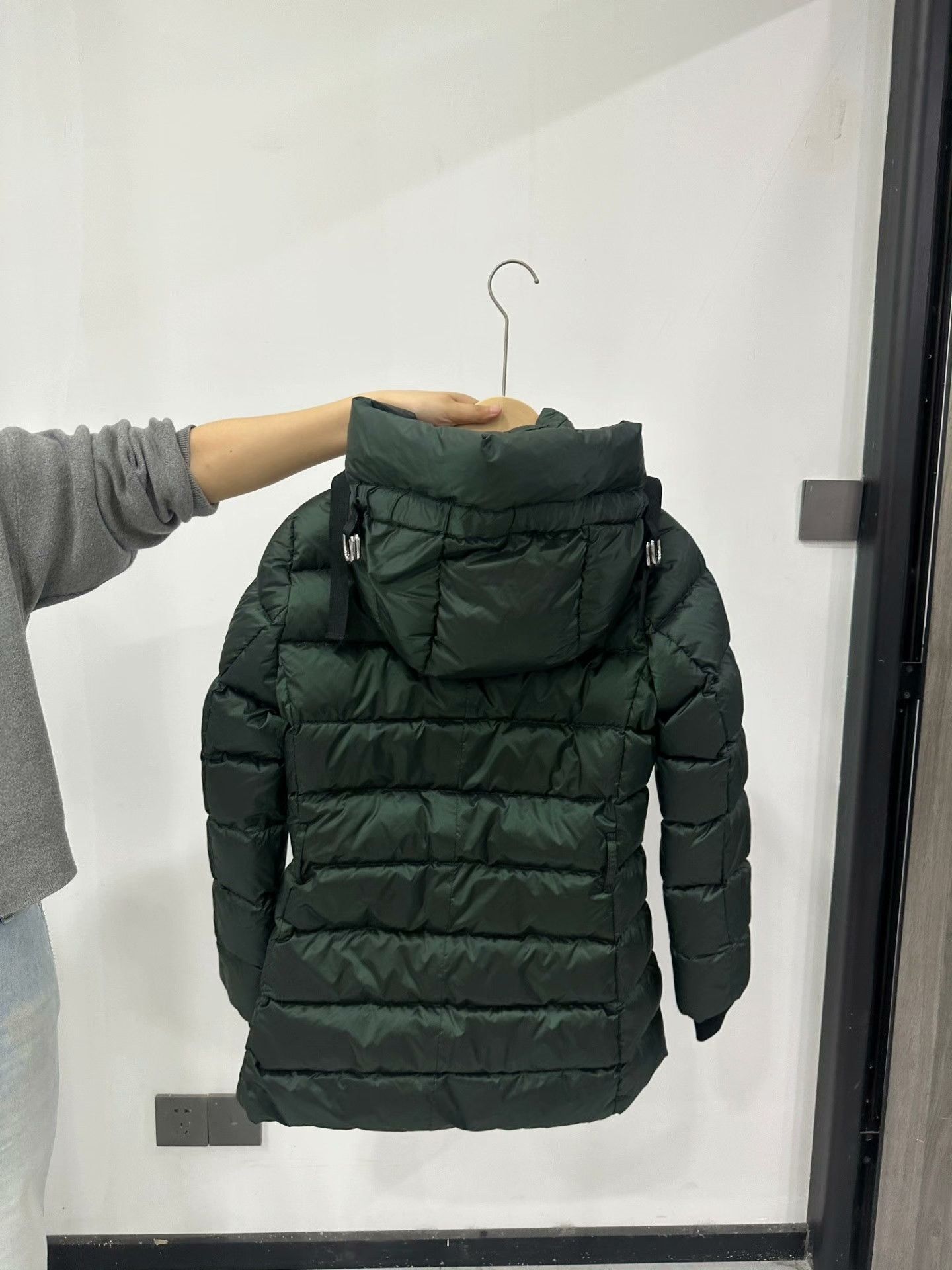 Burberry Burberry Green Quilted Hooded Down Jacket Size S / US 4 / IT 40 - 2 Thumbnail