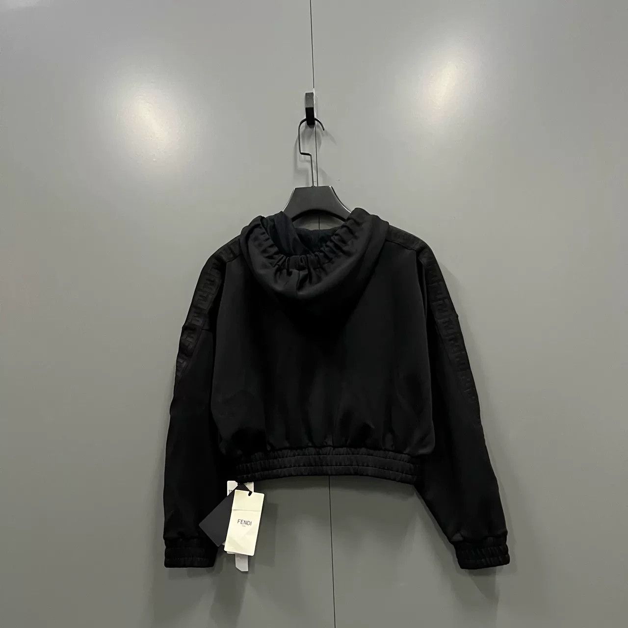 Fendi FENDI Black Cropped Drawstring Hoodie Size S / US 4 / IT 40 - 2 Thumbnail