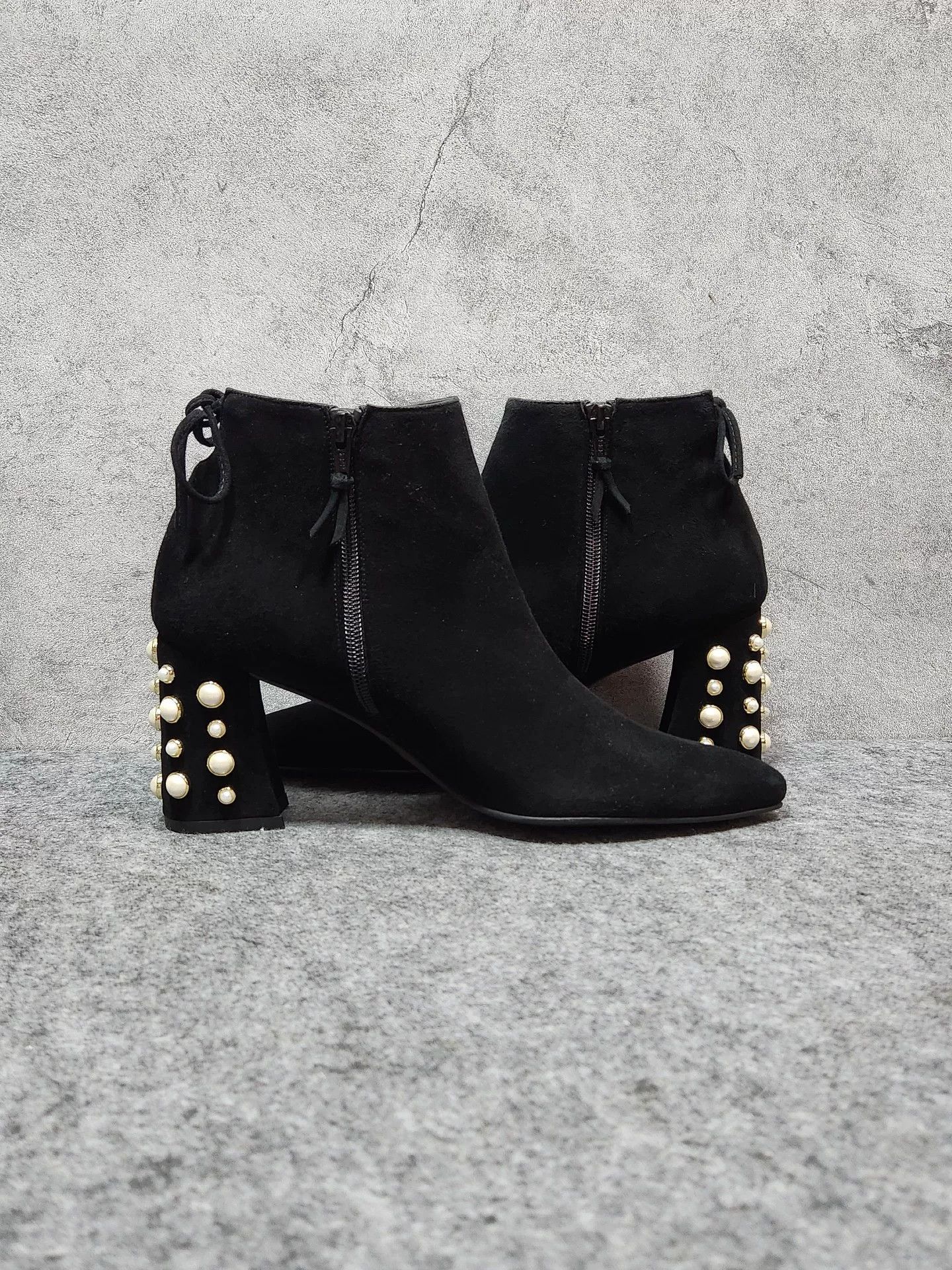 Stuart Weitzman Stuart Weitzman Black Suede Short Boots Size US 9 / IT 39 - 5 Thumbnail