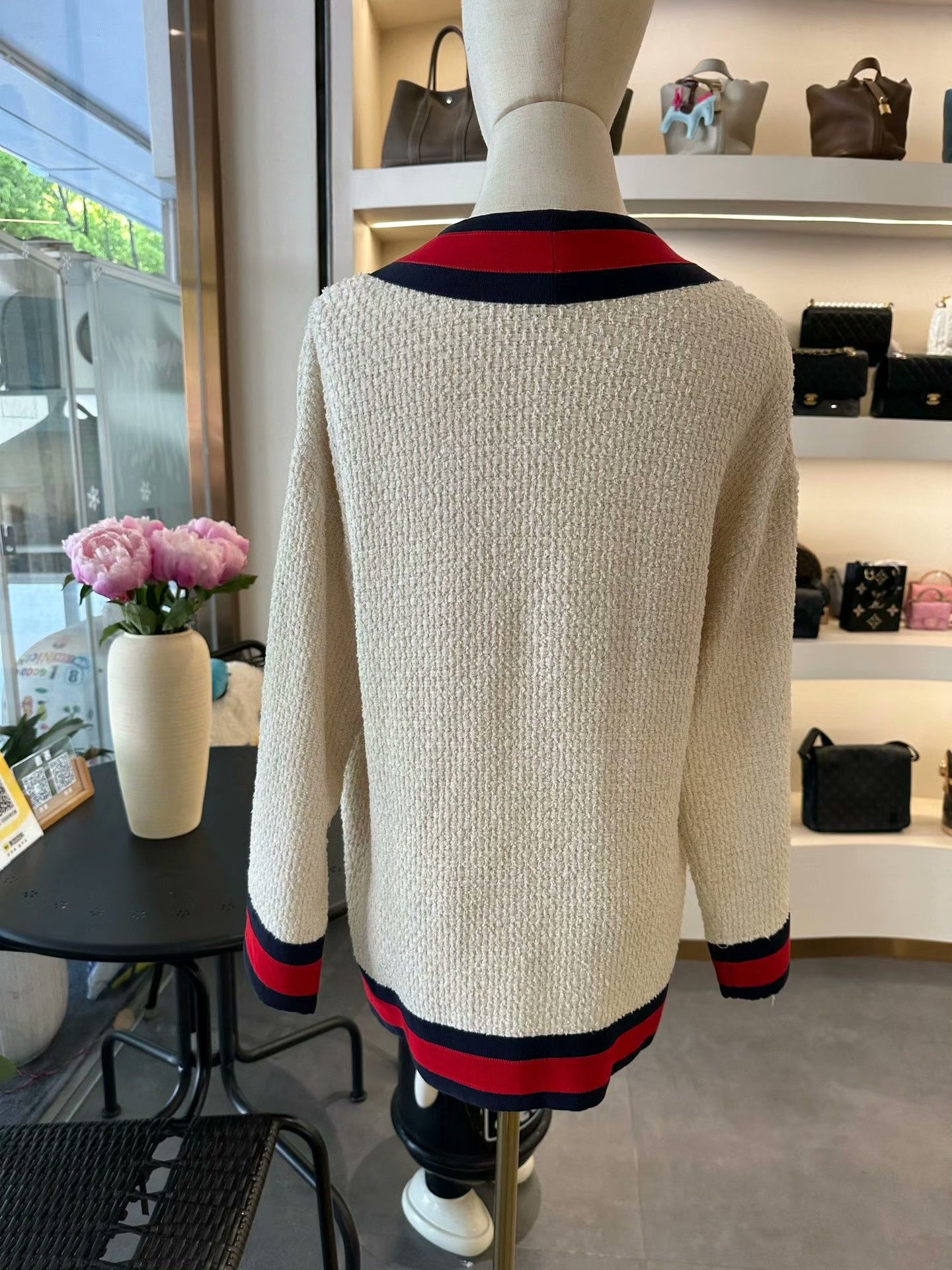 Gucci Gucci White Tweed Jacket w/ Red Blue Trim Size XS / US 0-2 / IT 36-38 - 2 Thumbnail