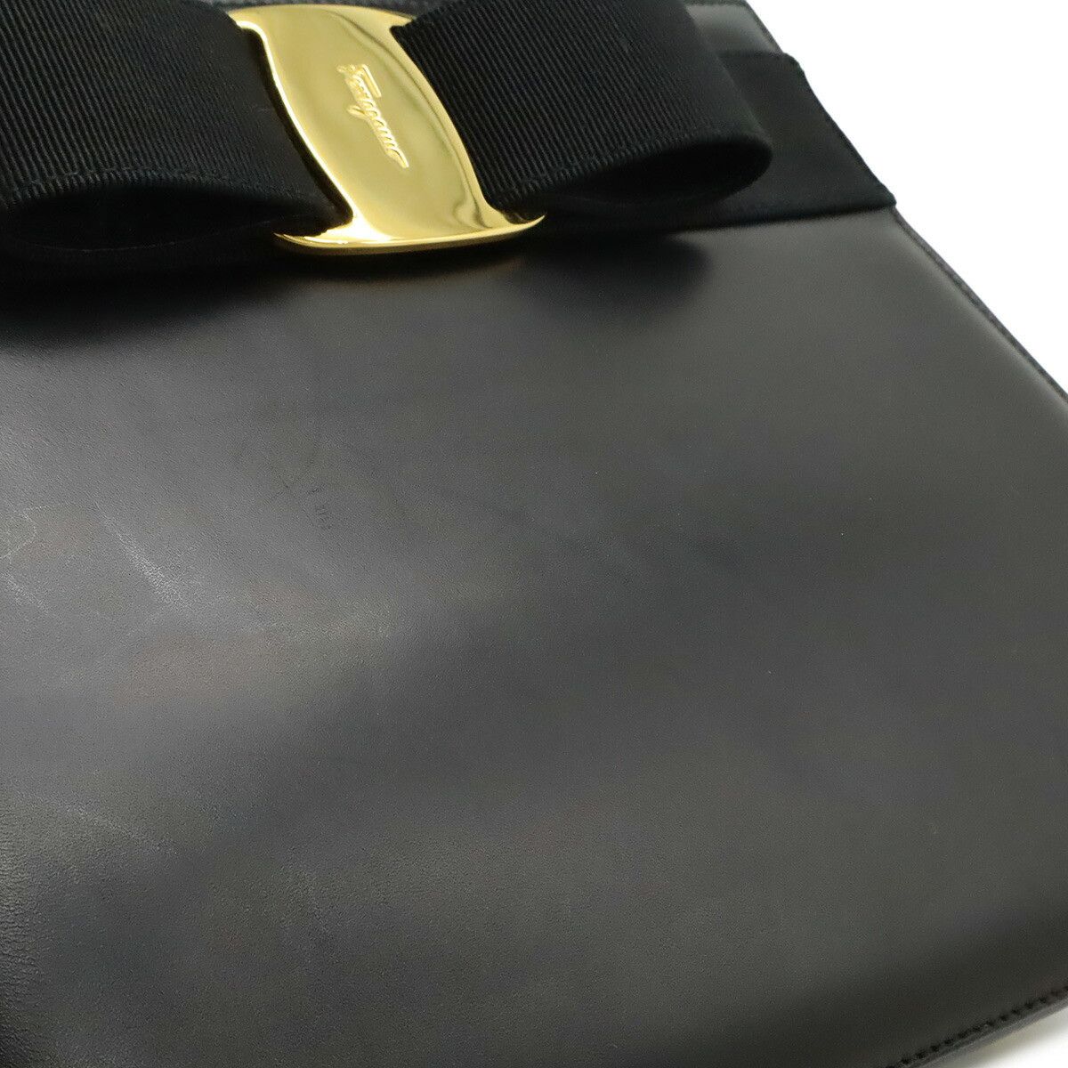 Salvatore Ferragamo Salvatore Ferragamo Salvatore Ferragamo Vara Leather 2way Handbag Leather Shoulder Bag DUTY FREE for USA Size ONE SIZE - 8 Thumbnail