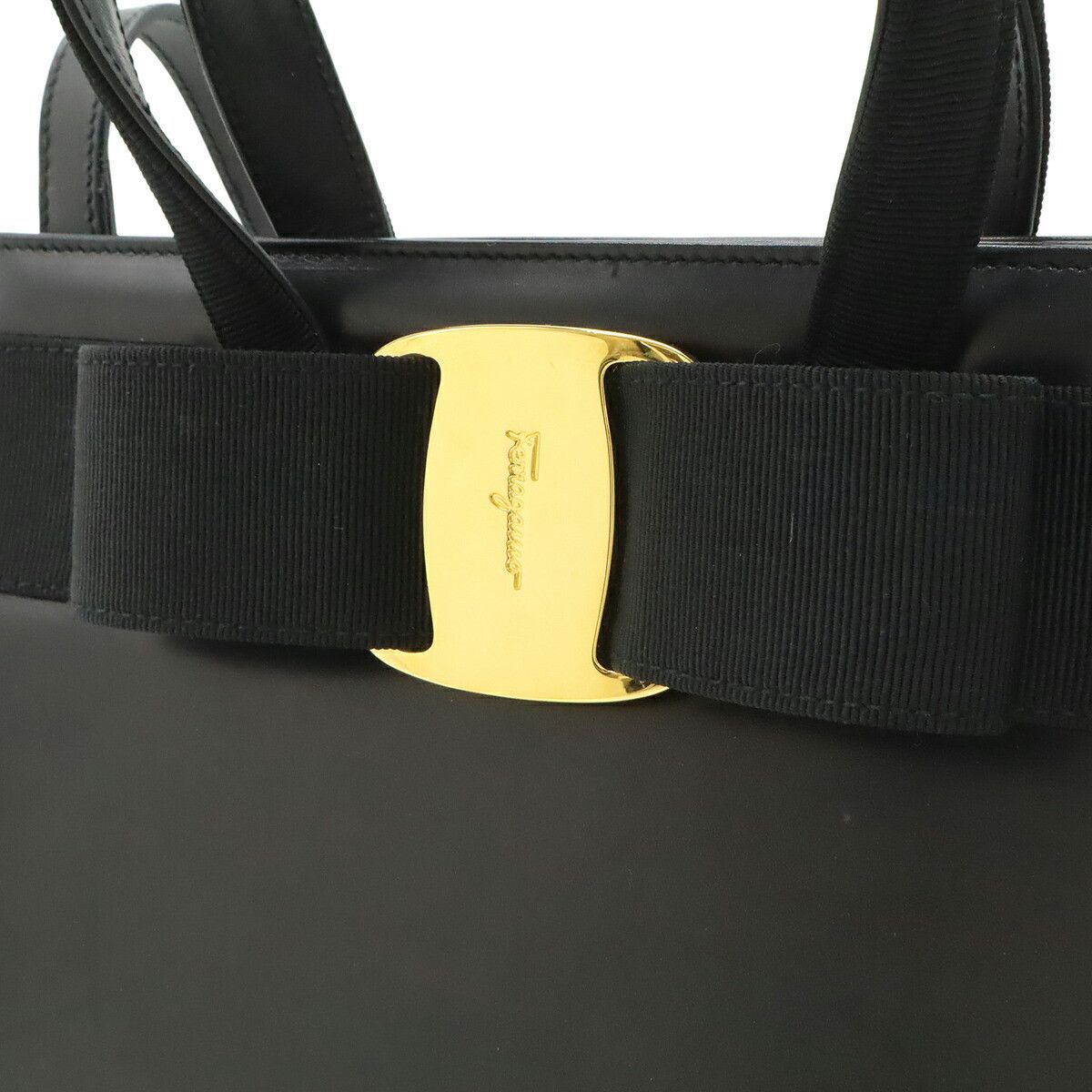 Salvatore Ferragamo Salvatore Ferragamo Salvatore Ferragamo Vara Leather 2way Handbag Leather Shoulder Bag DUTY FREE for USA Size ONE SIZE - 9 Thumbnail