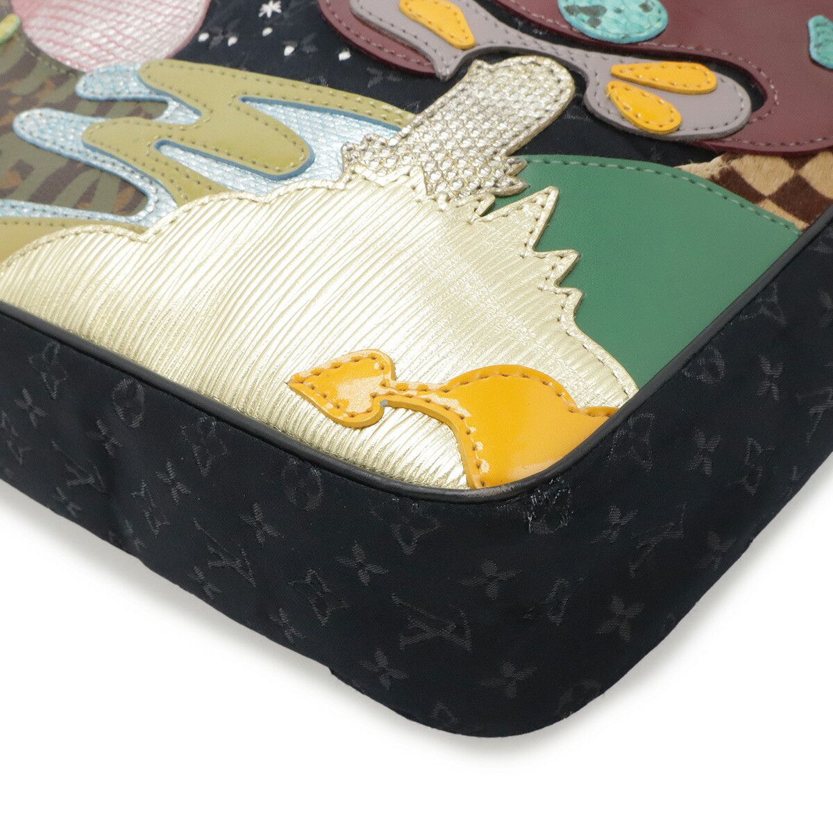 Louis Vuitton Louis Vuitton Louis Vuitton Monogram Satin Conte de Fees Shoulder Bag Textile Shoulder Bag M92276 DUTY FREE for USA Size ONE SIZE - 3 Thumbnail