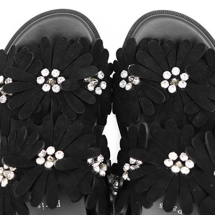 Christian Louboutin Christian Louboutin Christian Louboutin FLORA COOL FLAT leather sandals Leather Shoes 3240159 DUTY FREE for USA Size ONE SIZE - 12 Thumbnail