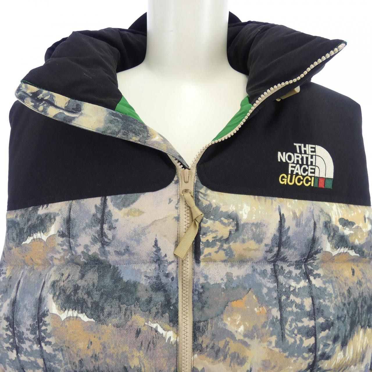 Gucci Gucci Gucci The North Face Down Vest Textile Outerwear 663762XAADS DUTY FREE for USA Size ONE SIZE - 5 Thumbnail