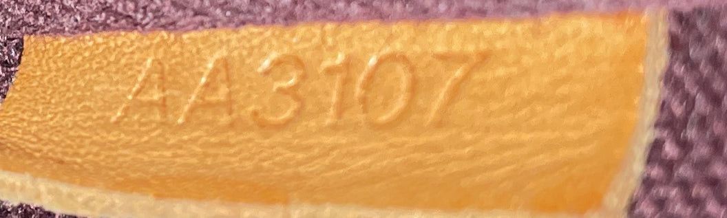 Louis Vuitton Favorite Handbag Size ONE SIZE - 8 Thumbnail