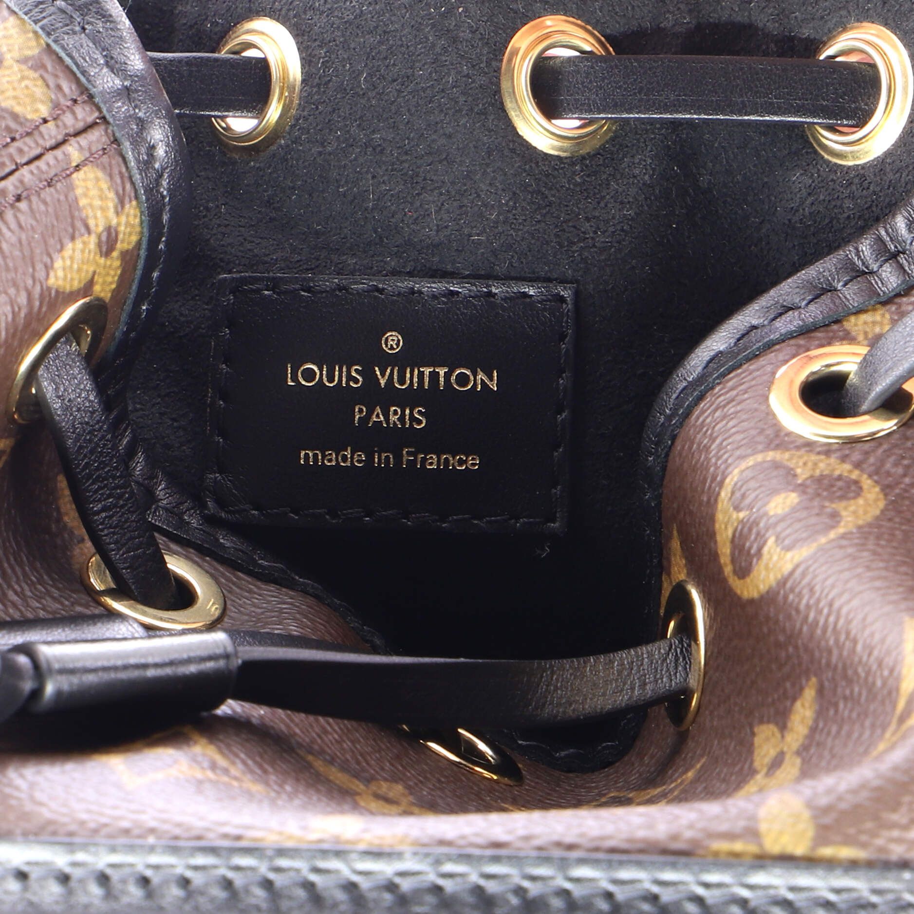 Louis Vuitton Canoe Bucket Bag Size ONE SIZE - 7 Thumbnail