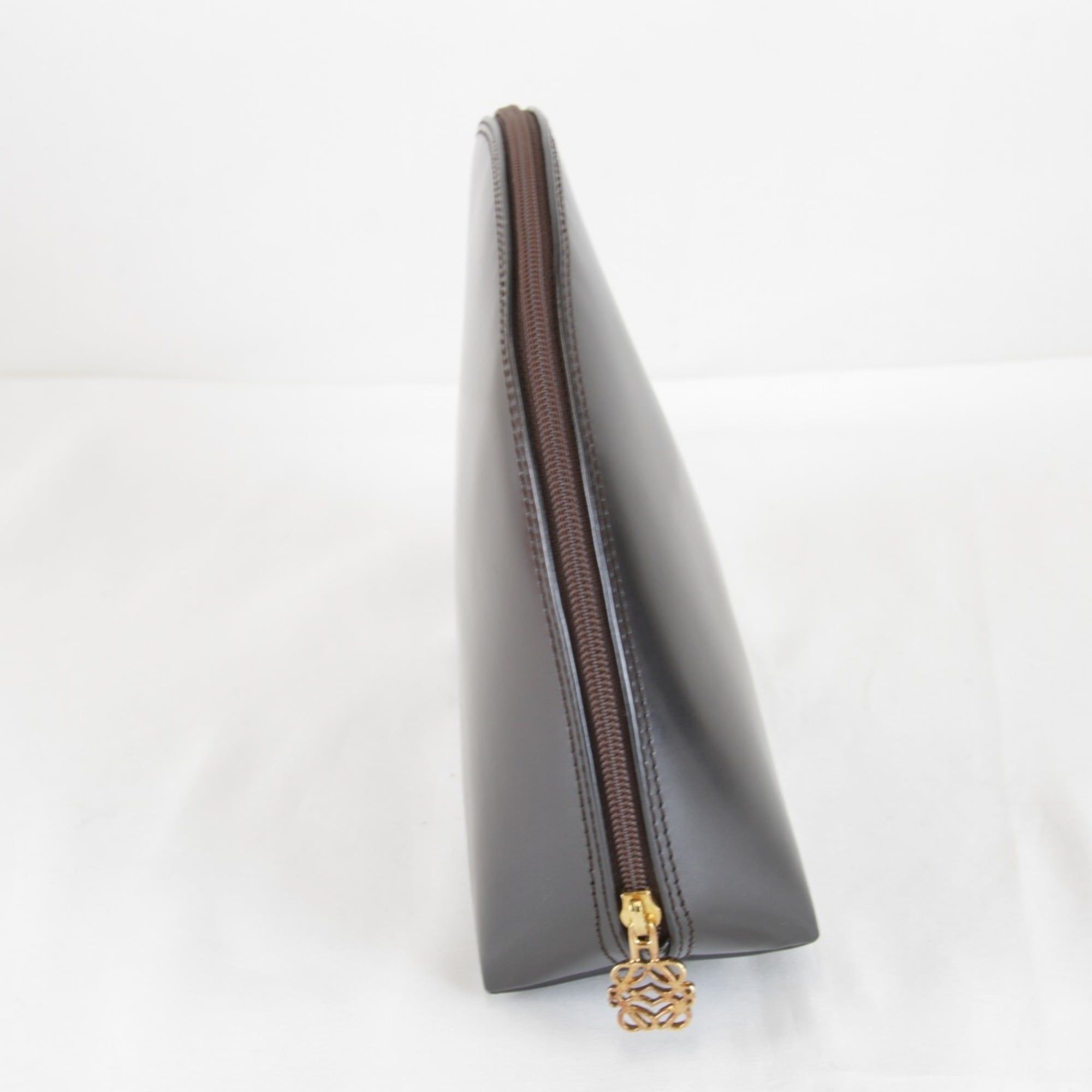 Loewe LOEWE Anagram Pouch, Leather, Black, 100g, Women's Size ONE SIZE - 4 Thumbnail