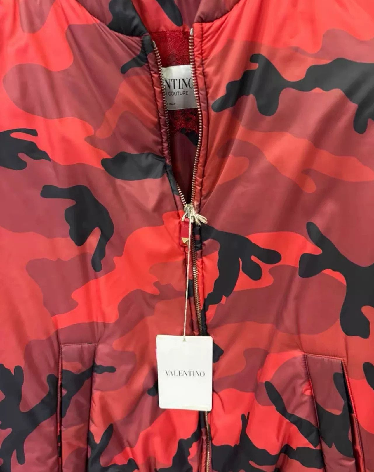 Valentino Valentino Red Black Camo Down Jacket Size S / US 4 / IT 40 - 3 Thumbnail