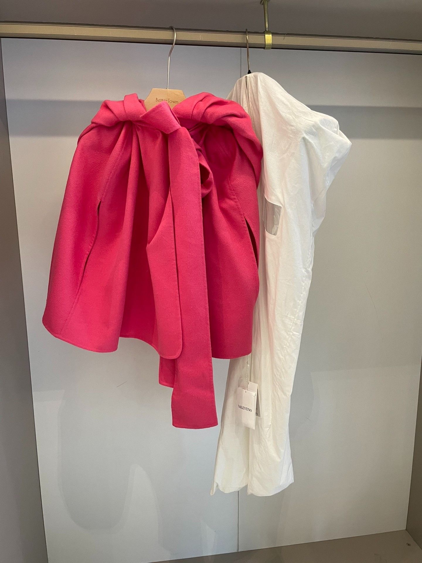Valentino Valentino Bright Pink Bow Cape Size S / US 4 / IT 40 - 2 Thumbnail