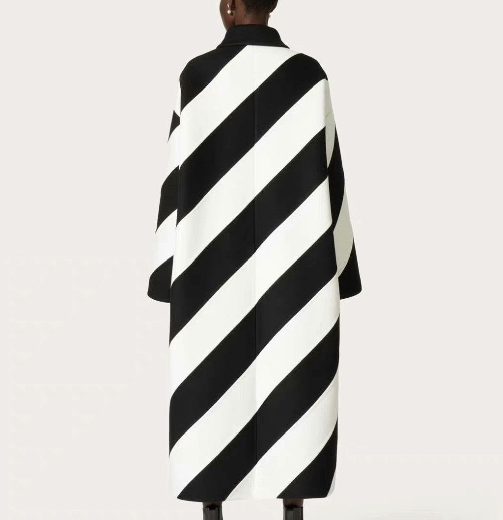 Valentino Valentino FW23 Diagonal Stripe Coat Size S / US 4 / IT 40 - 4 Thumbnail