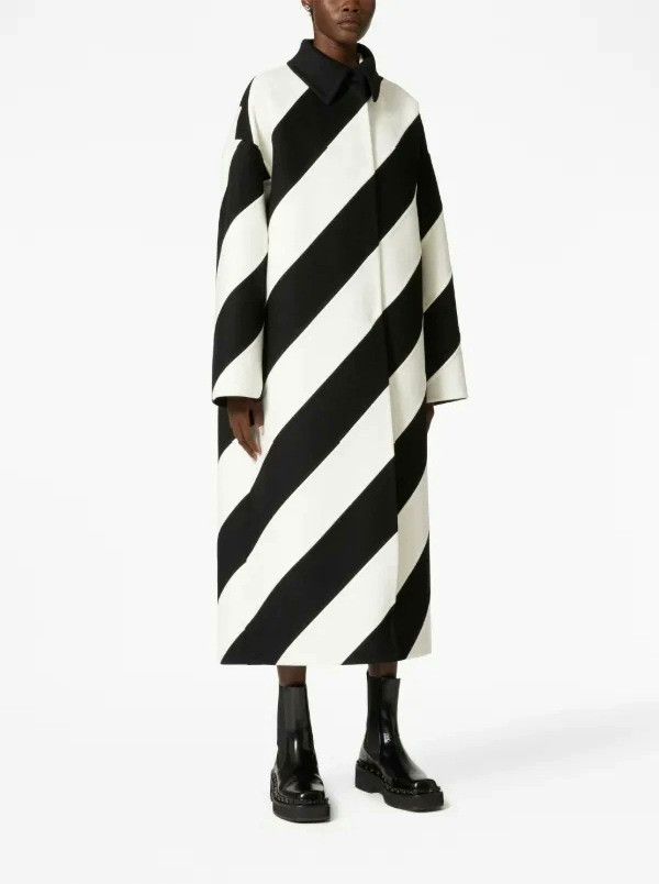 Valentino Valentino FW23 Diagonal Stripe Coat Size S / US 4 / IT 40 - 2 Thumbnail