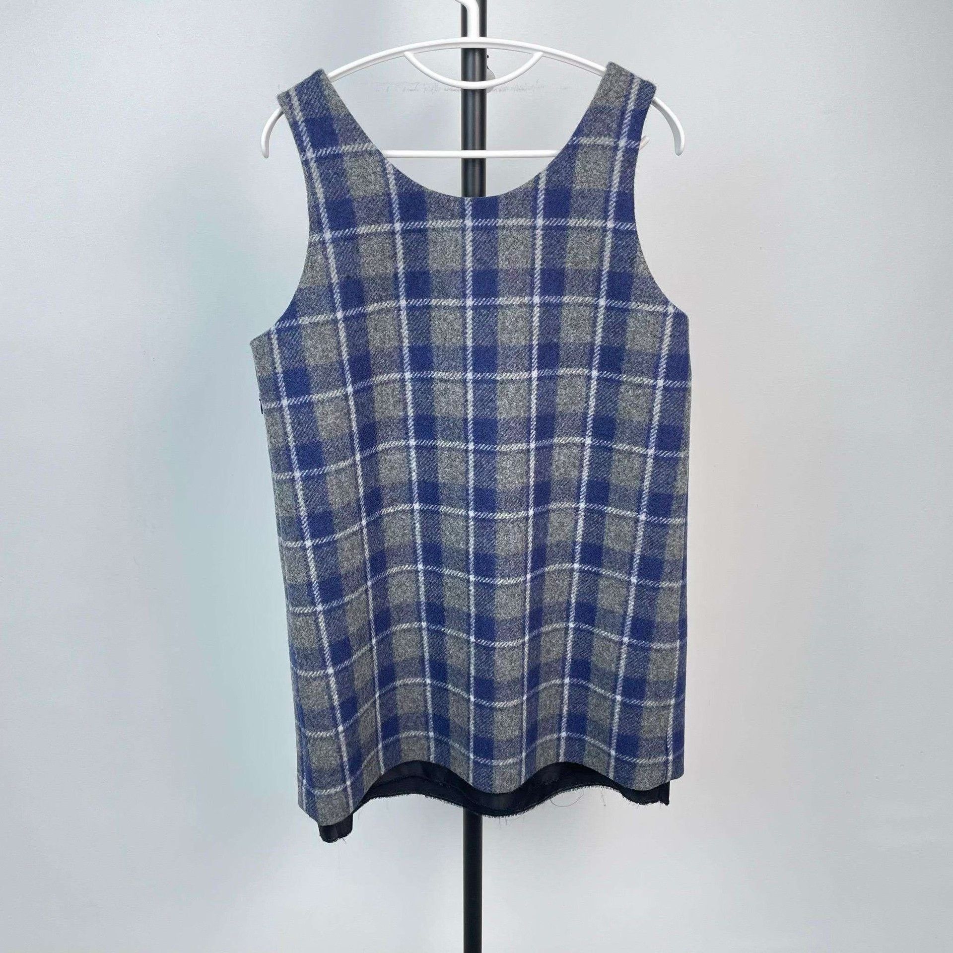Miu Miu MiuMiu 25SS Blue-Gray Plaid Sleeveless Mini Wool Dress Size S / US 4 / IT 40 - 2 Thumbnail