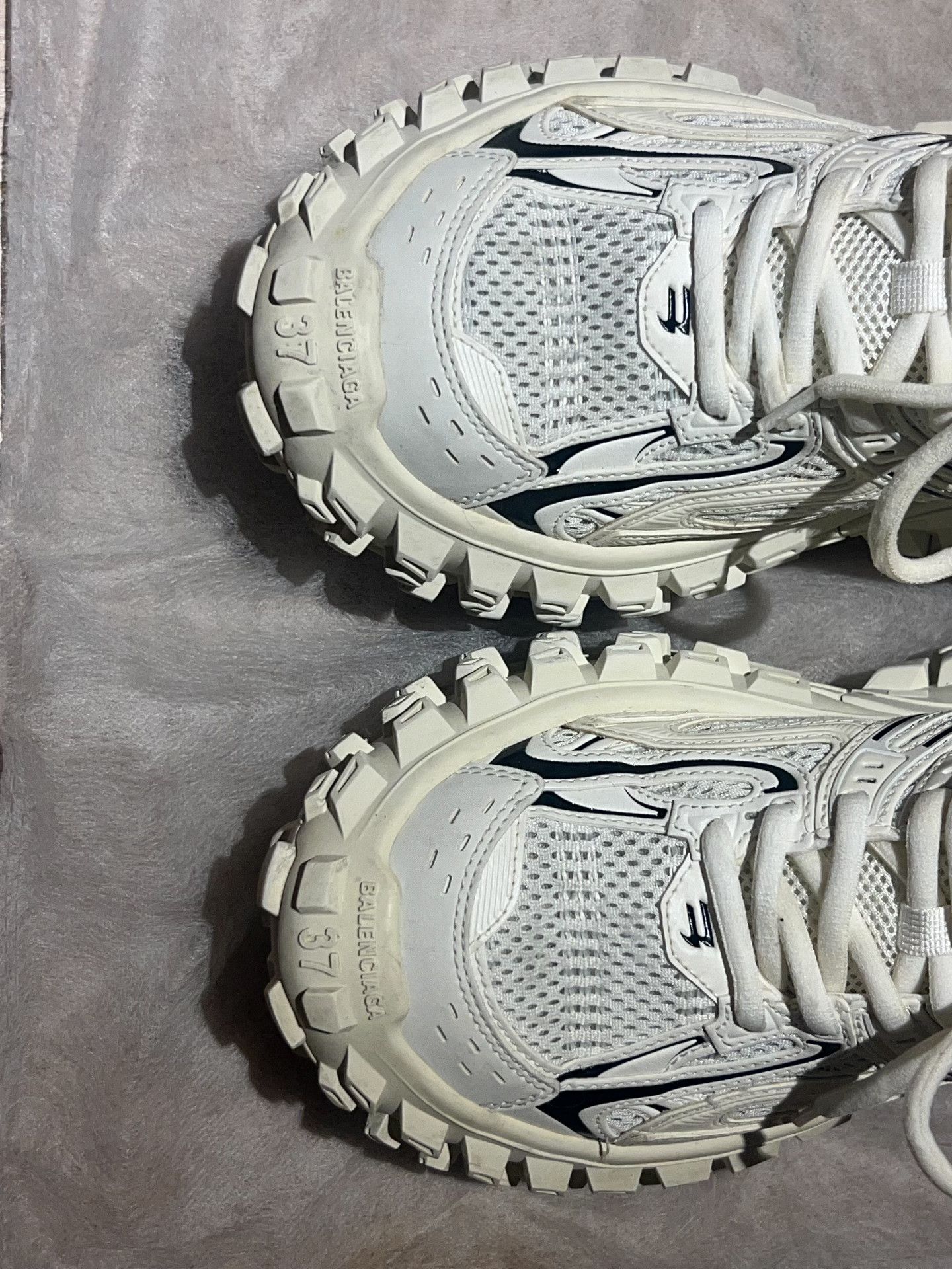 Balenciaga Balenciaga White Chunky Sole Sneakers 37 Size US 6 / IT 36 - 3 Thumbnail