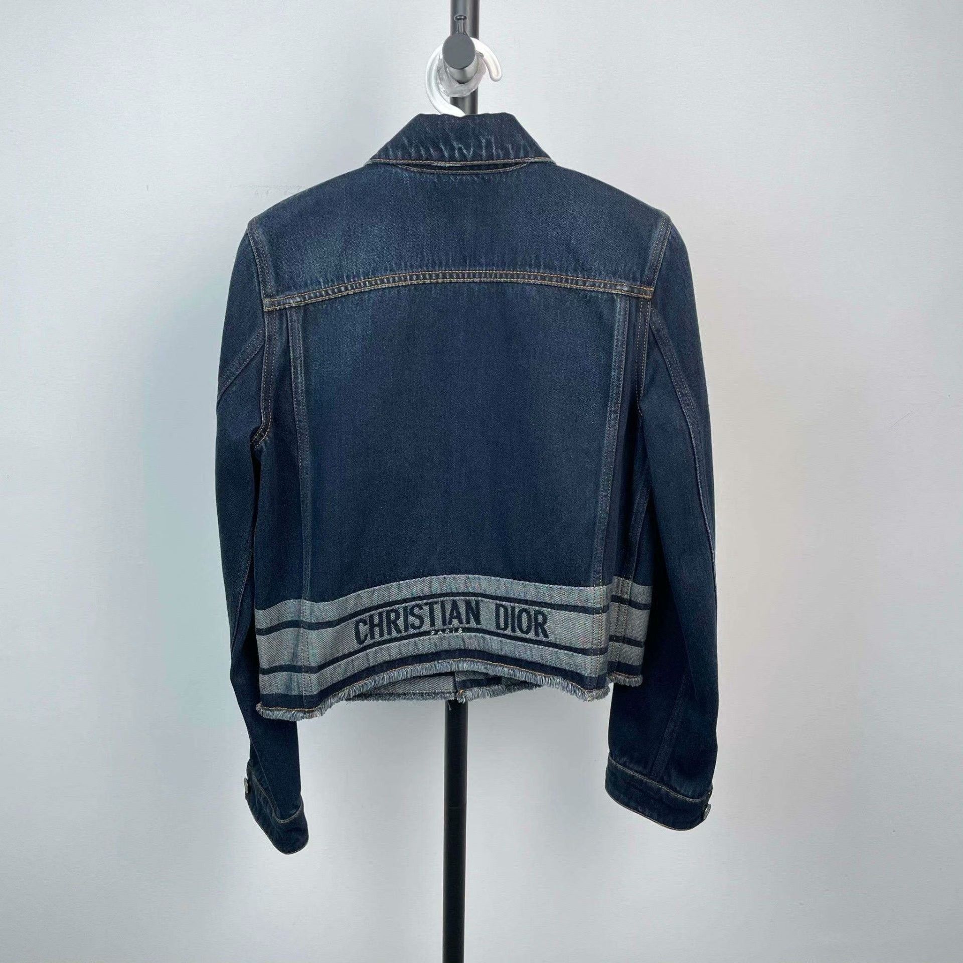 Dior Dior Cropped Dark Blue Denim Jacket Size XS / US 0-2 / IT 36-38 - 2 Thumbnail
