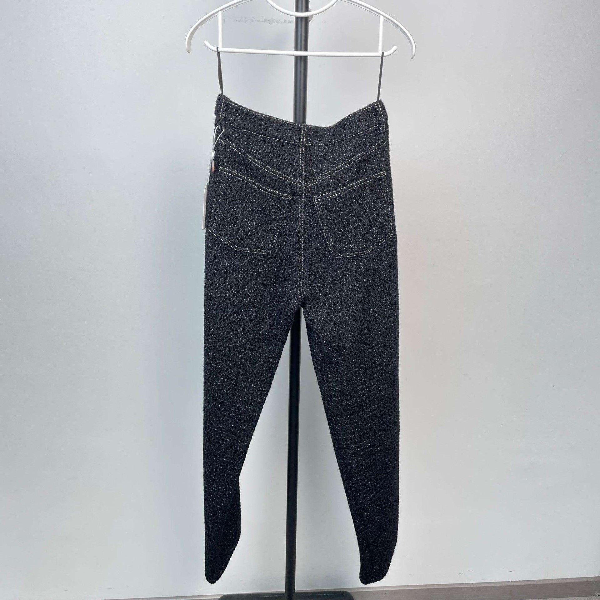Chanel Chanel Black Tweed Straight-Leg Pants Size 36" / US 14 / IT 50 - 2 Thumbnail