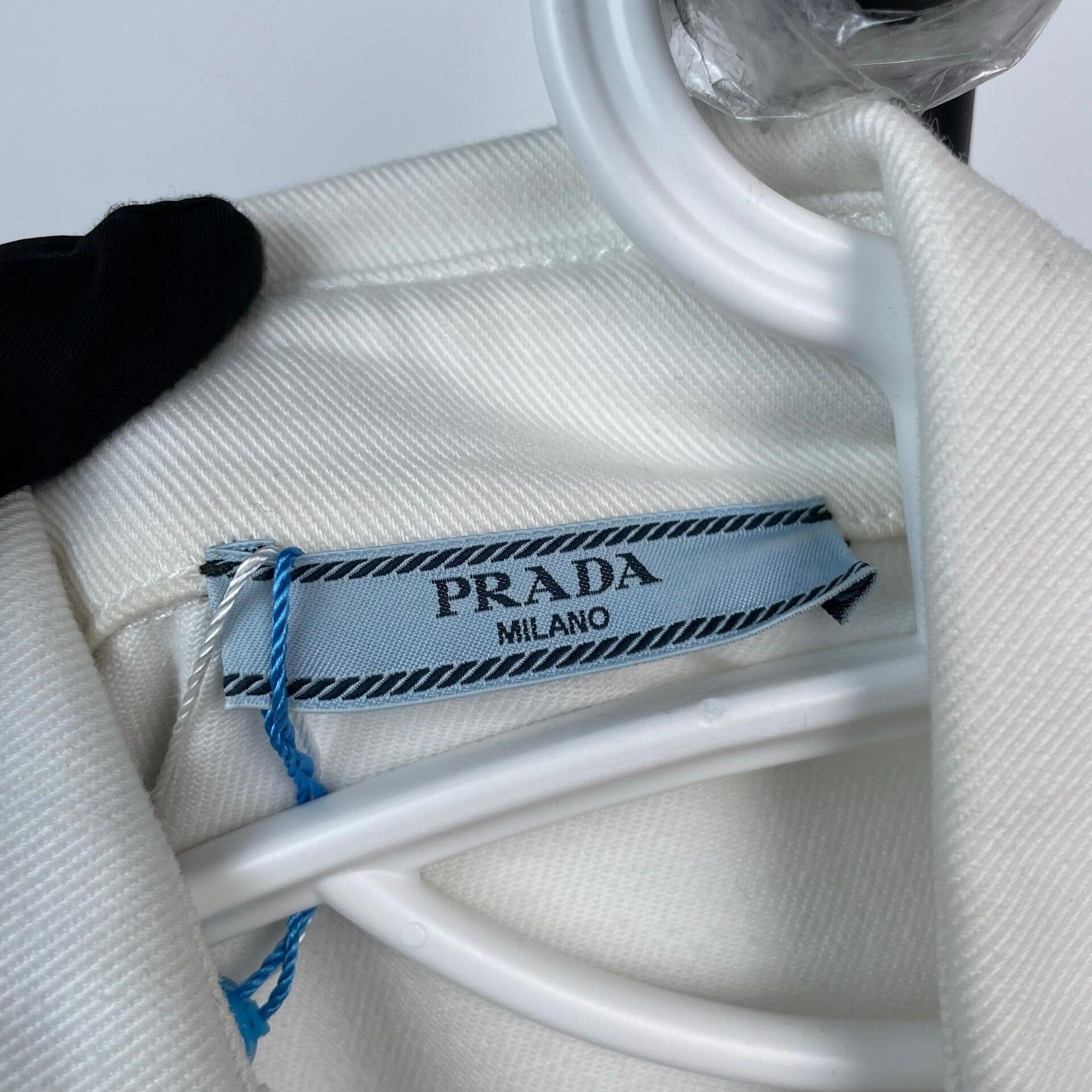 Prada Prada White Logo Long-Sleeve Shirt Coat Size XS / US 0-2 / IT 36-38 - 5 Thumbnail