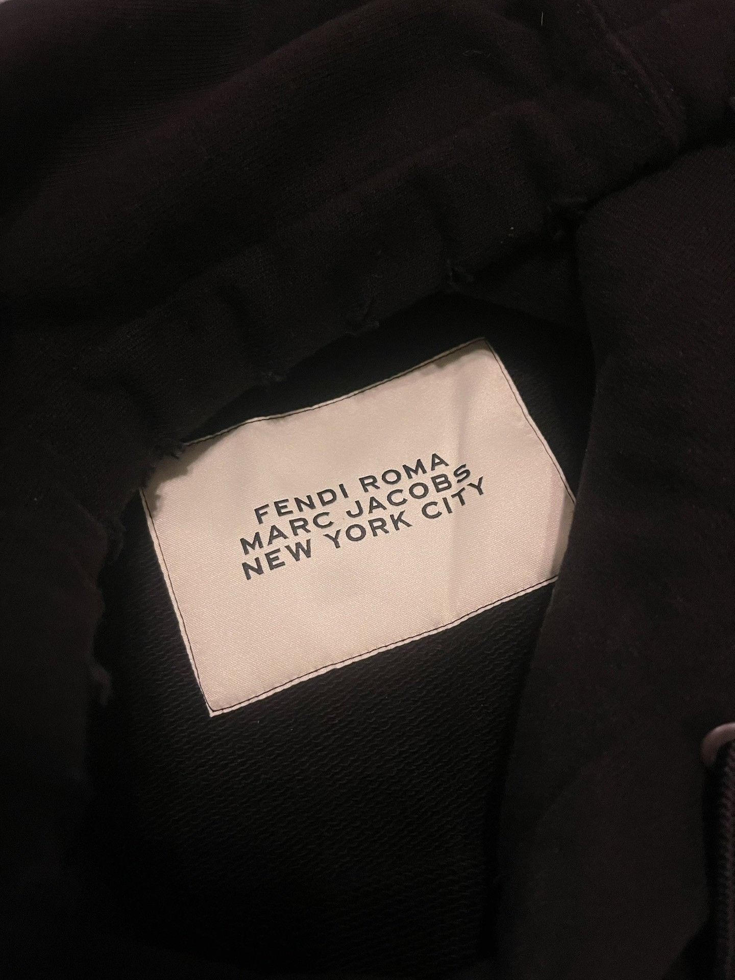 Fendi Fendi x Marc Jacobs Baguette Hoodie Size XXS / US 00 / IT 34 - 5 Thumbnail