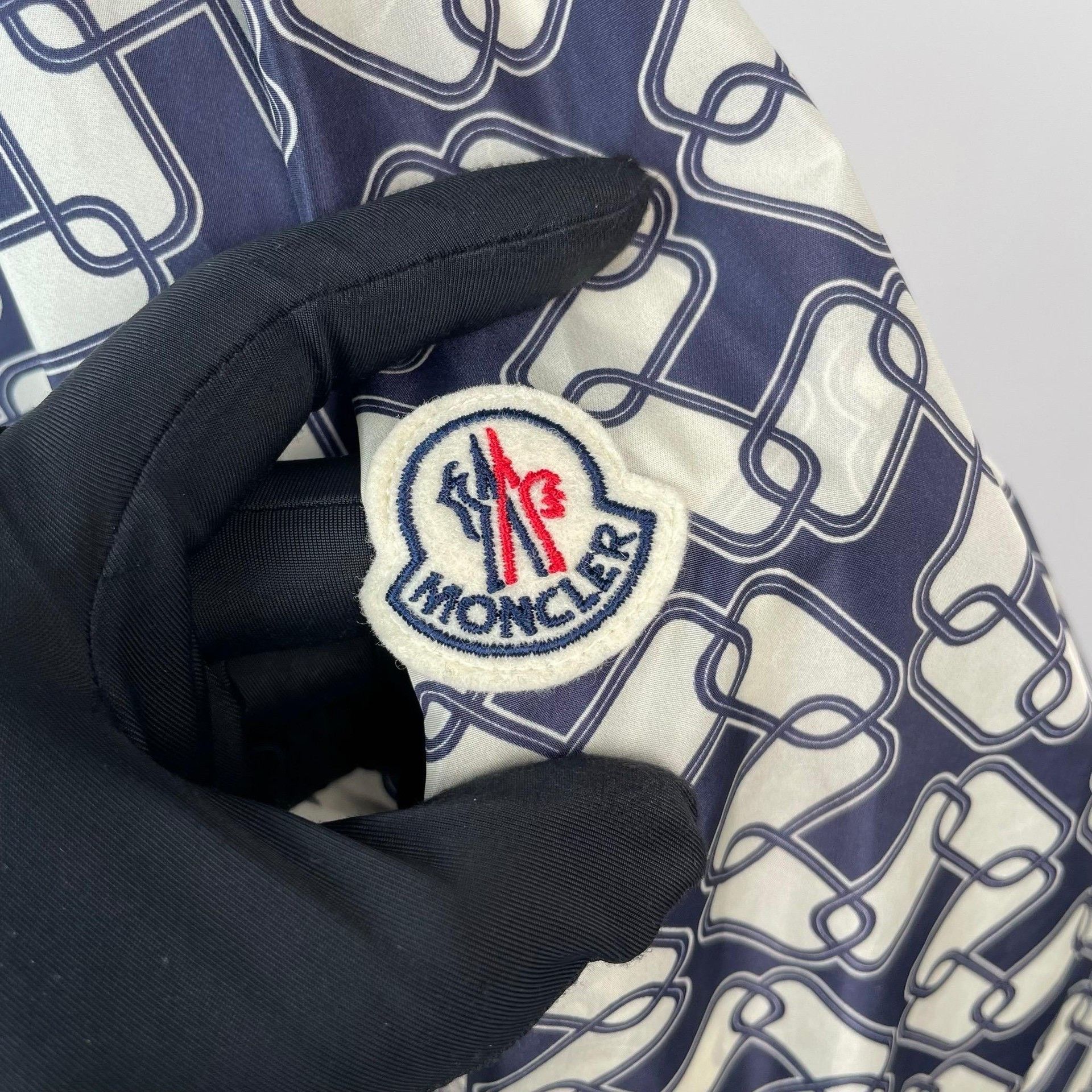 Moncler Moncler Blue White Monogram Hooded Jacket Size XS / US 0-2 / IT 36-38 - 4 Thumbnail