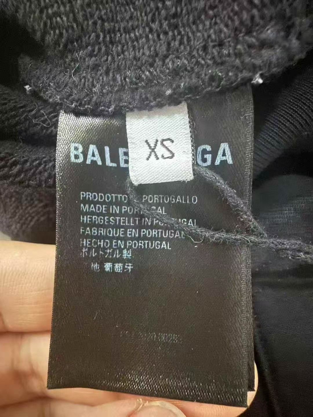 Balenciaga Balenciaga Black Coke Print Hoodie XS Size XS / US 0-2 / IT 36-38 - 4 Thumbnail