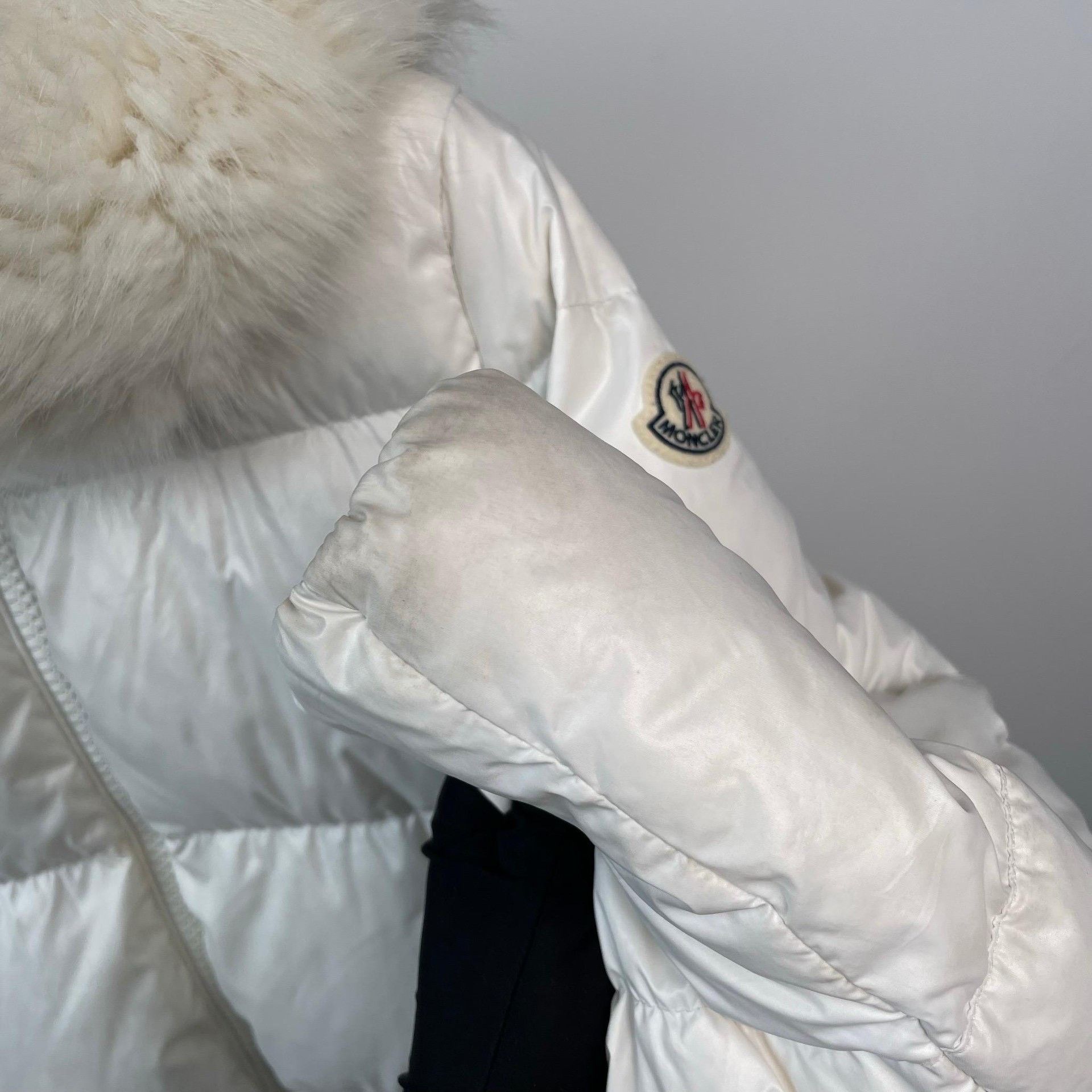Moncler Moncler Laiche White Fur Collar Down Jacket Size L / US 10 / IT 46 - 4 Thumbnail