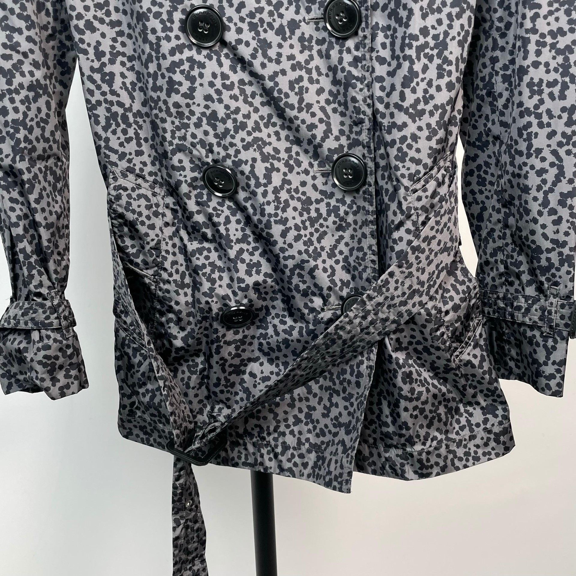Burberry Burberry Leopard Print Double-Breasted Trench Coat Size S / US 4 / IT 40 - 4 Thumbnail