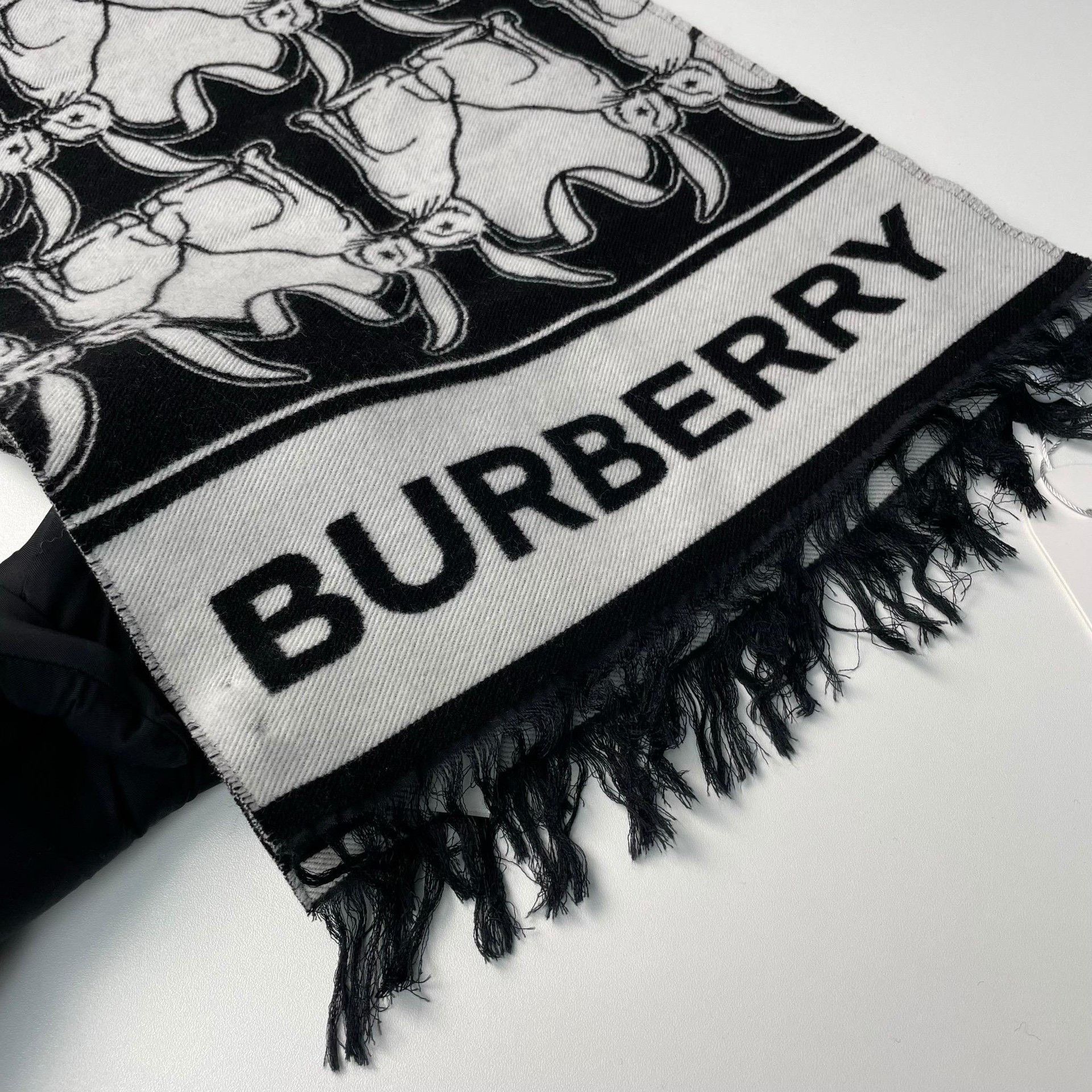 Burberry Burberry Limited Rabbit Fringed Scarf Size ONE SIZE - 5 Thumbnail