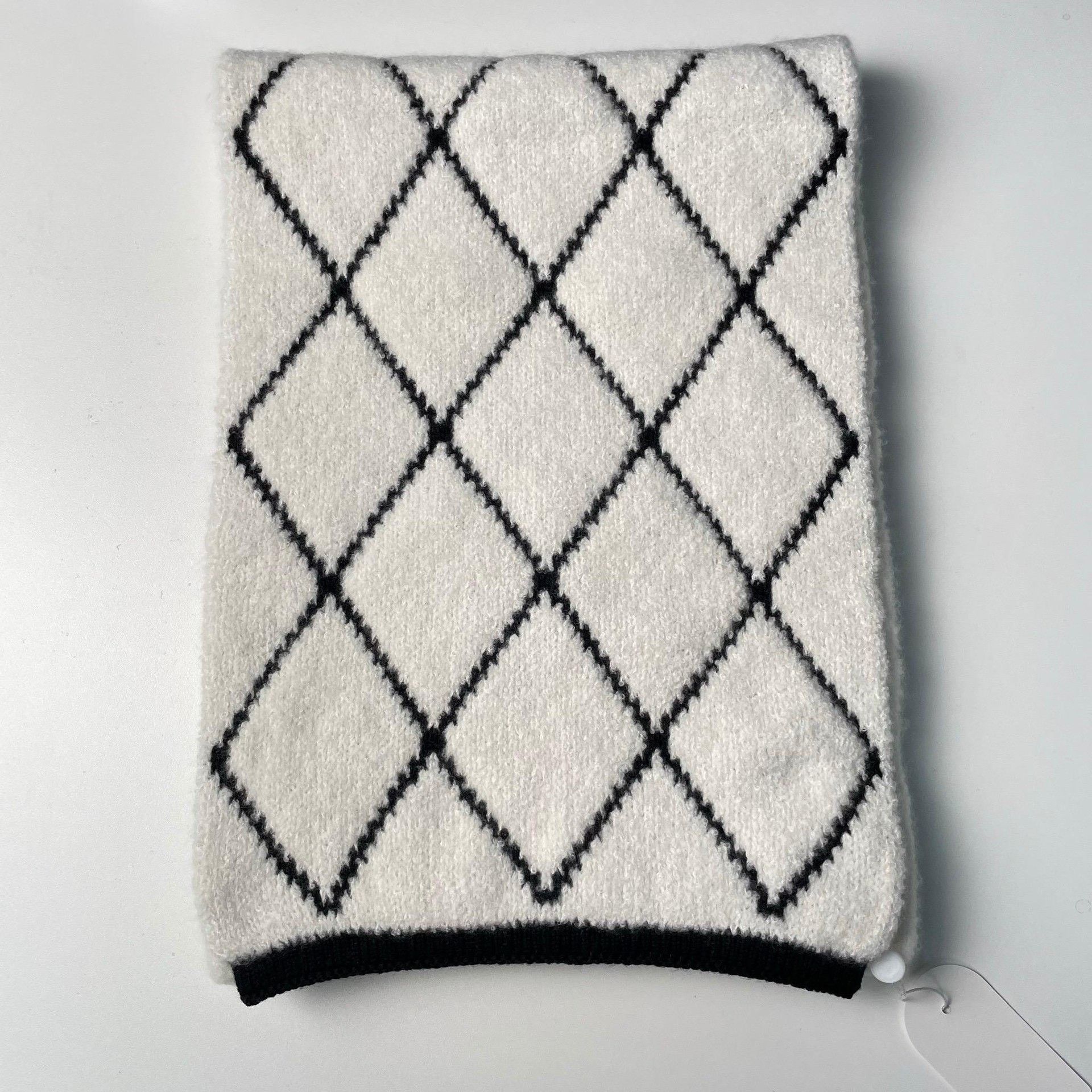 Chanel Chanel Double C Cashmere Logo Scarf Size ONE SIZE - 2 Thumbnail