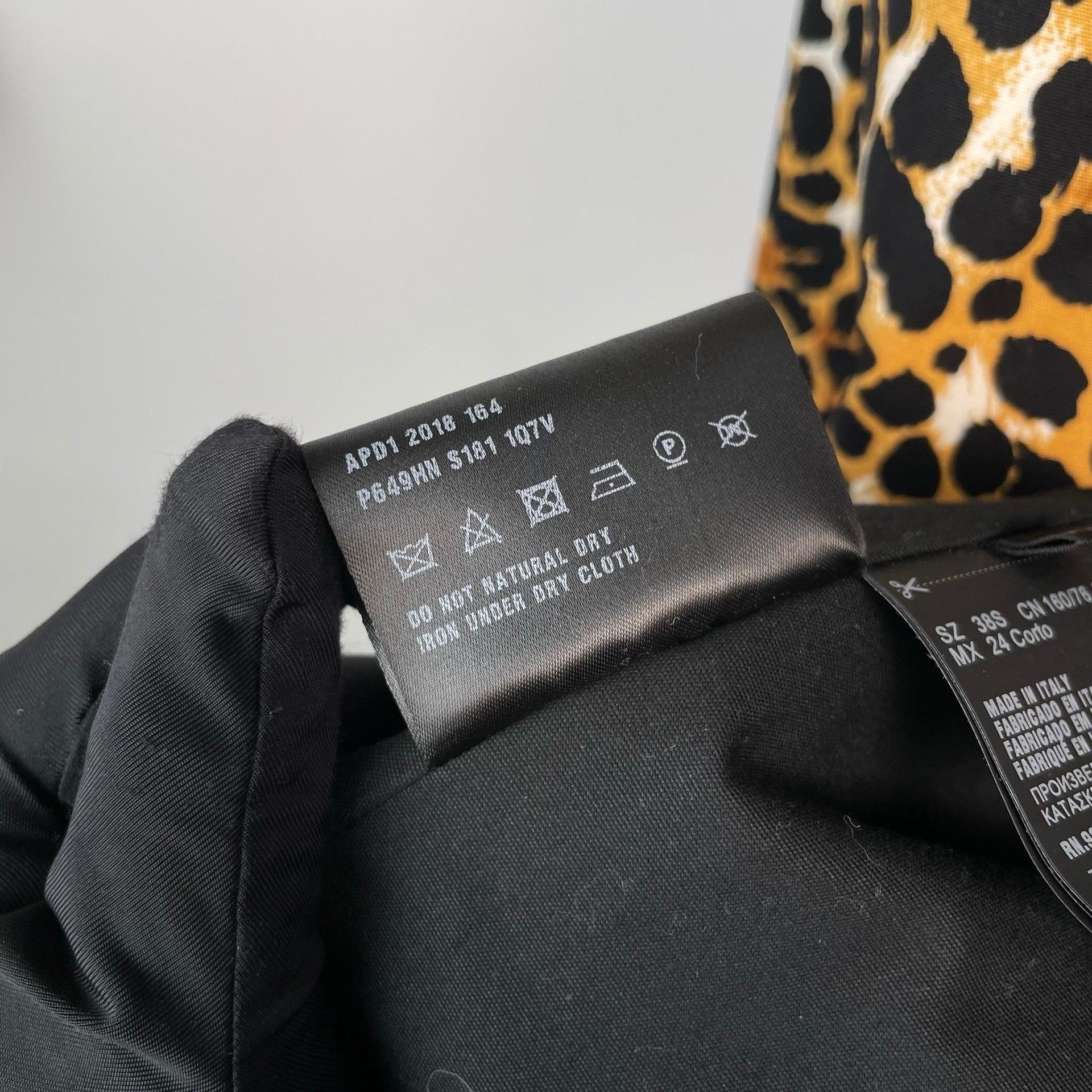 Prada Prada Vintage Showpiece Leopard Collar Coat Size S / US 4 / IT 40 - 7 Thumbnail