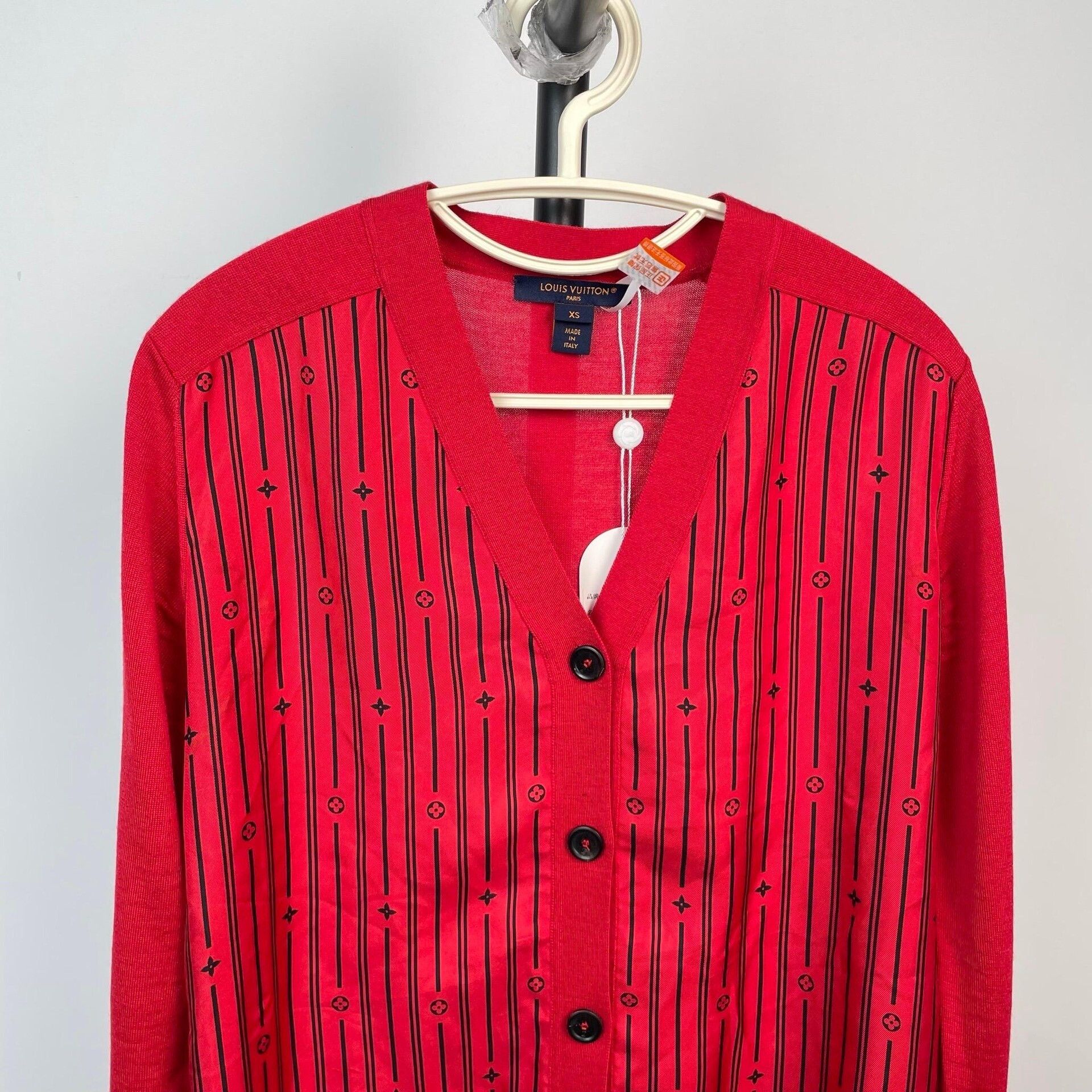 Louis Vuitton Louis Vuitton Red Striped Pearl Button Cardigan Size XS / US 0-2 / IT 36-38 - 3 Thumbnail