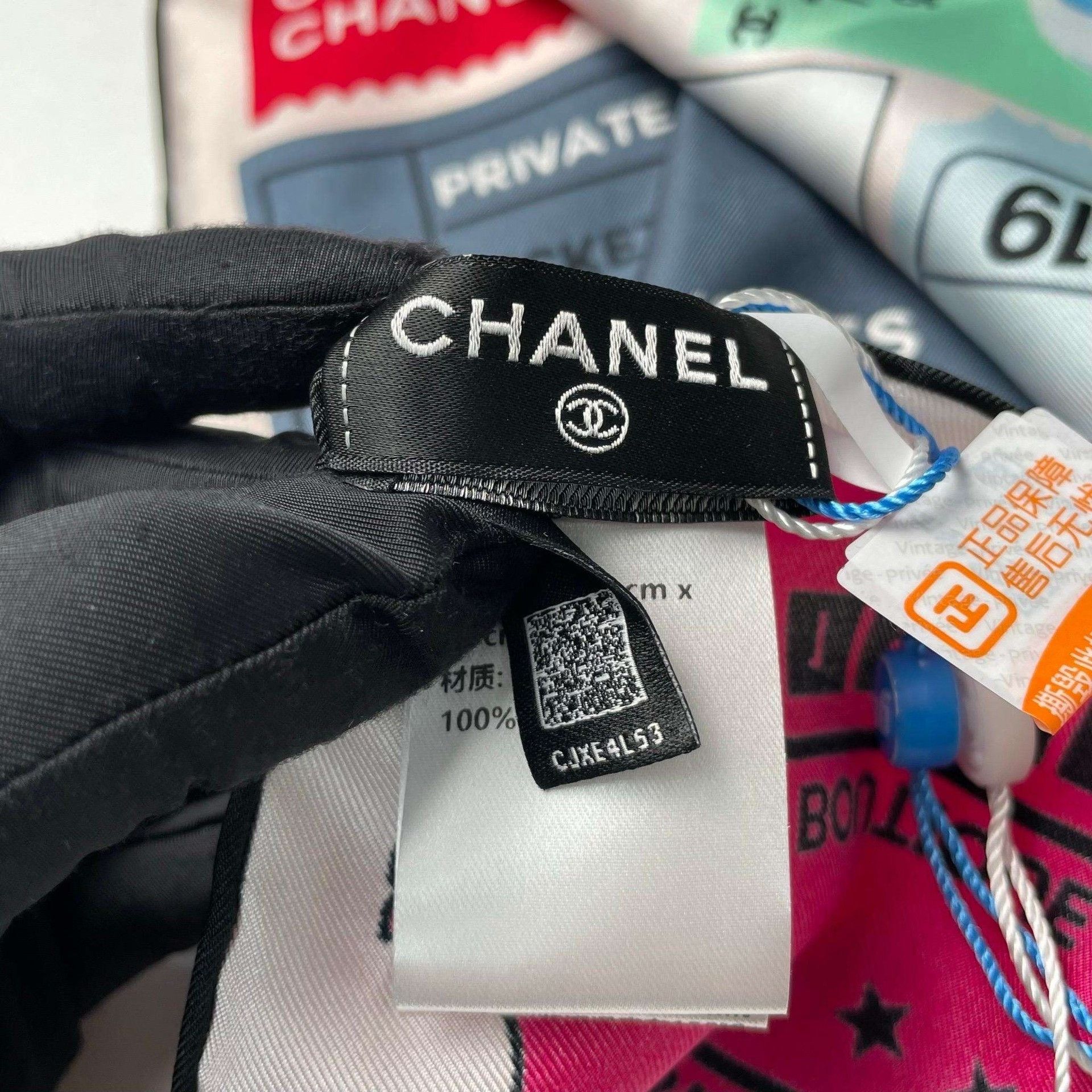 Chanel Chanel Multi-Color Logo Heart Silk Scarf Size ONE SIZE - 8 Thumbnail