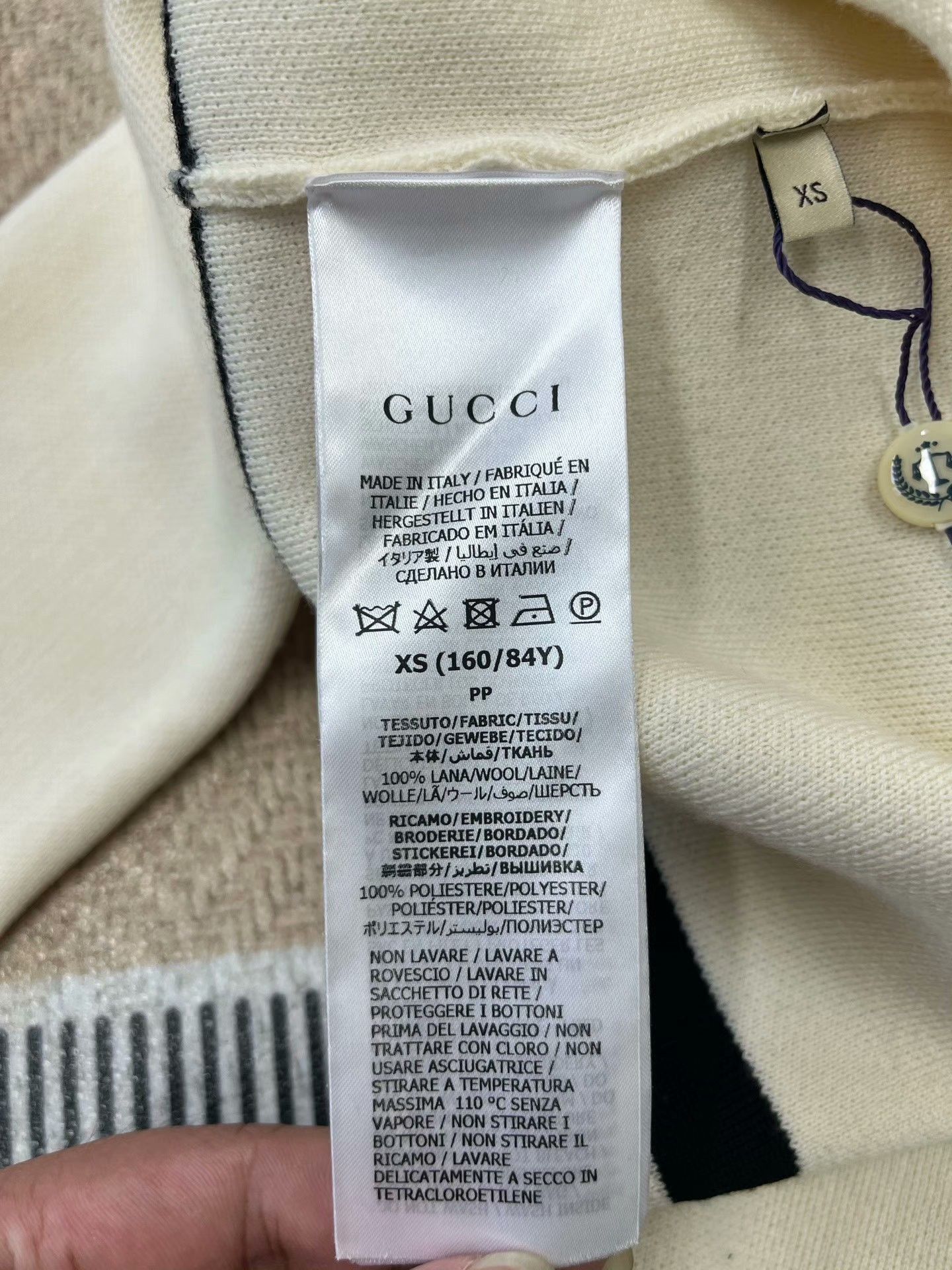 Gucci Gucci White Black Logo Knit Cardigan Size XS / US 0-2 / IT 36-38 - 4 Thumbnail