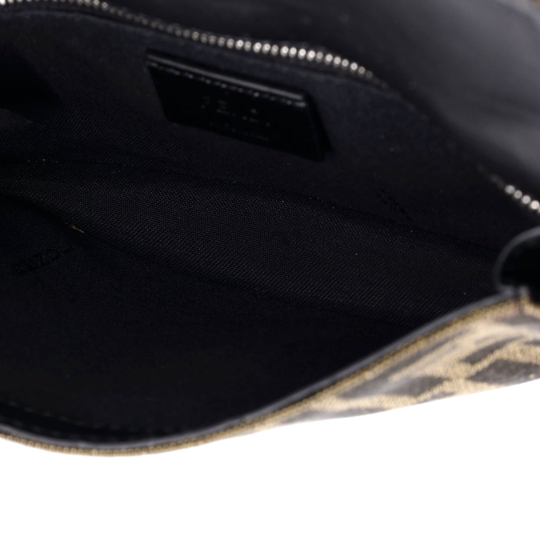 Fendi Baguette Convertible Pouch Size ONE SIZE - 5 Thumbnail