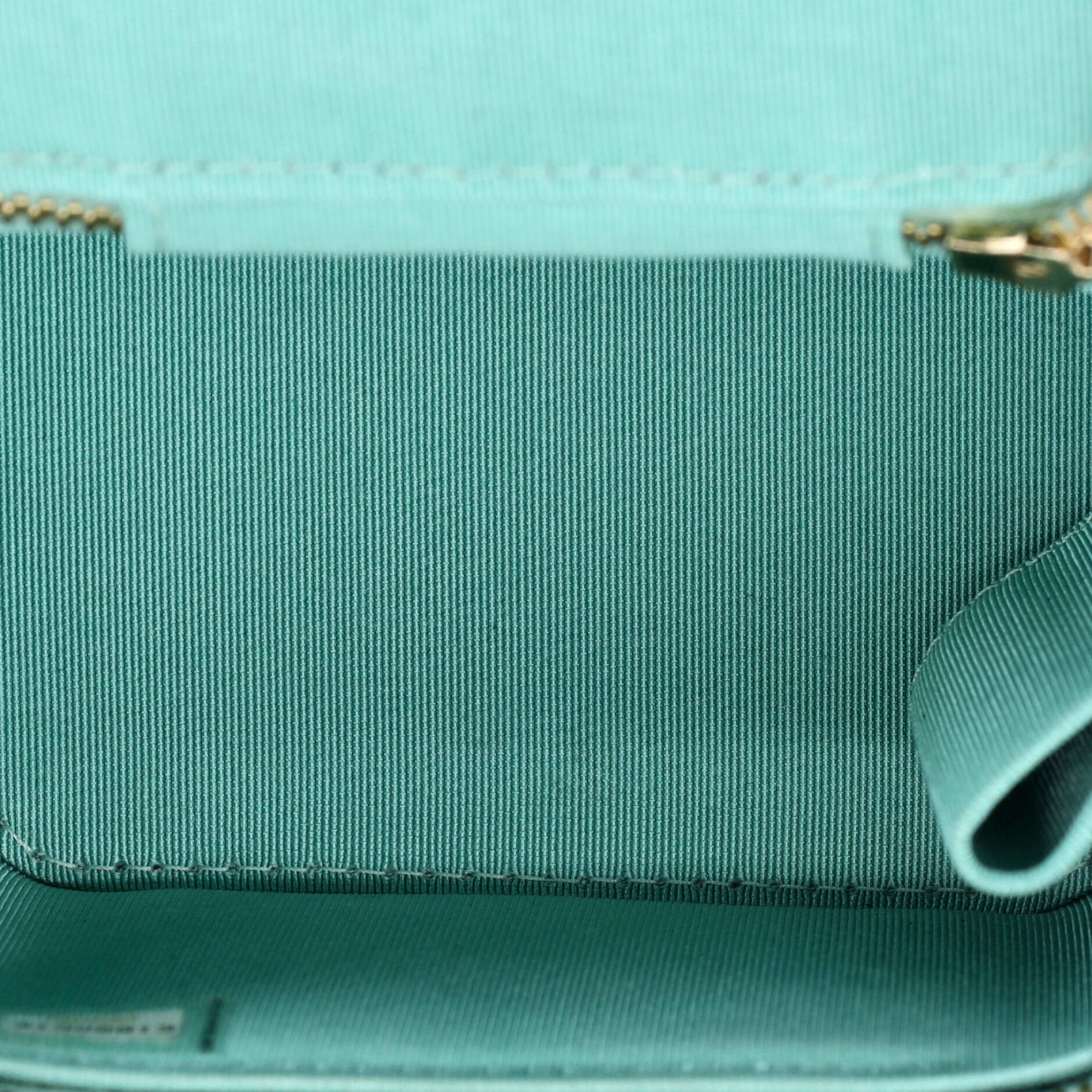 Chanel Classic Pearl Vanity Case with Chain Size ONE SIZE - 5 Thumbnail