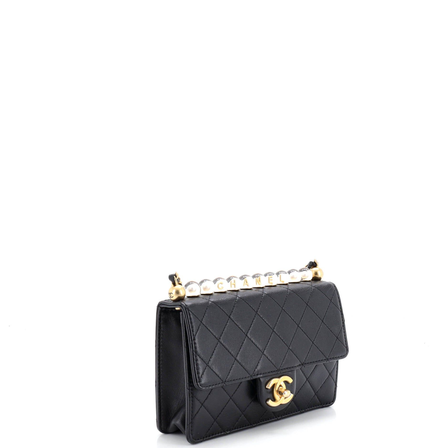 Chanel Chic Pearls Flap Bag Size ONE SIZE - 2 Thumbnail
