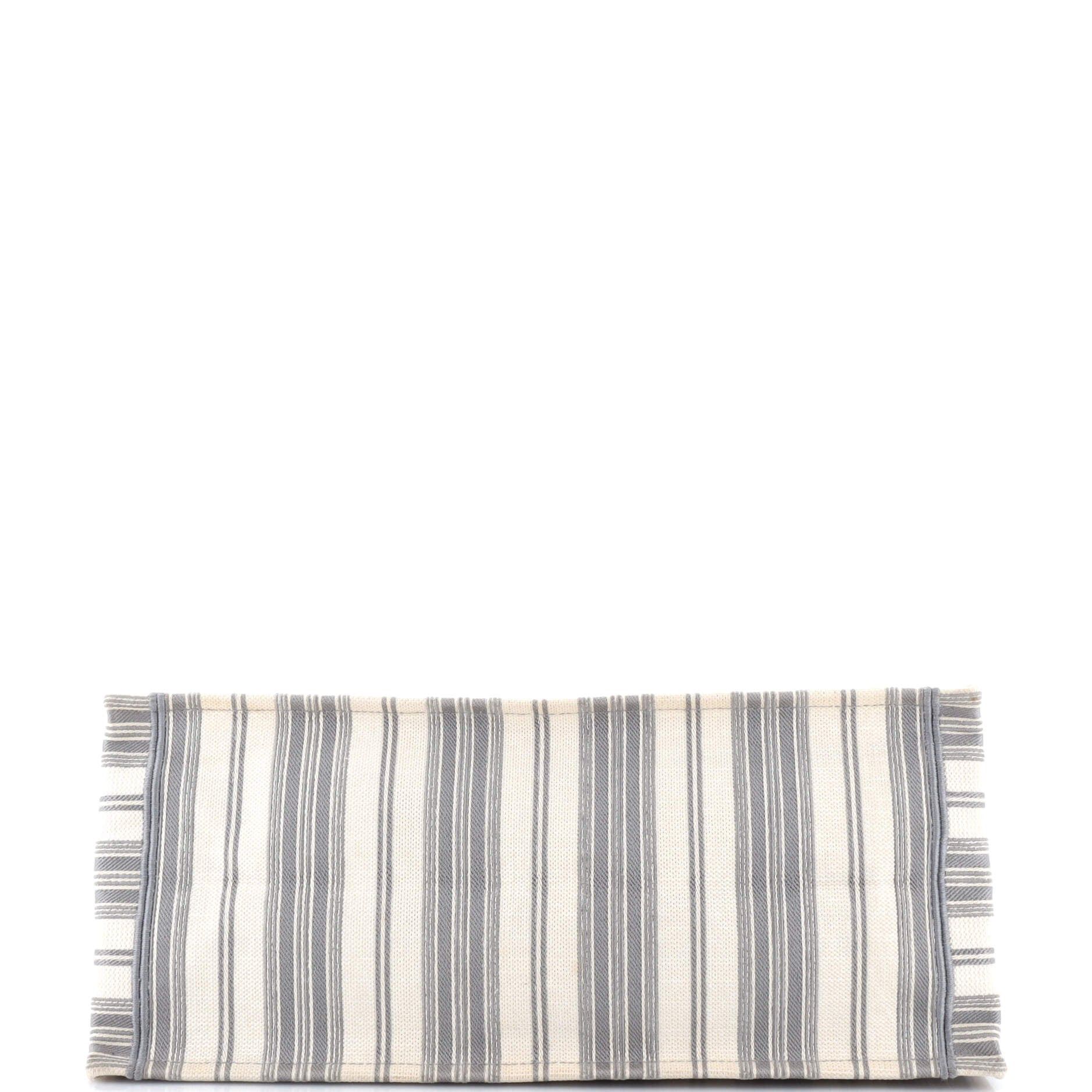 Dior Book Tote Size ONE SIZE - 4 Thumbnail