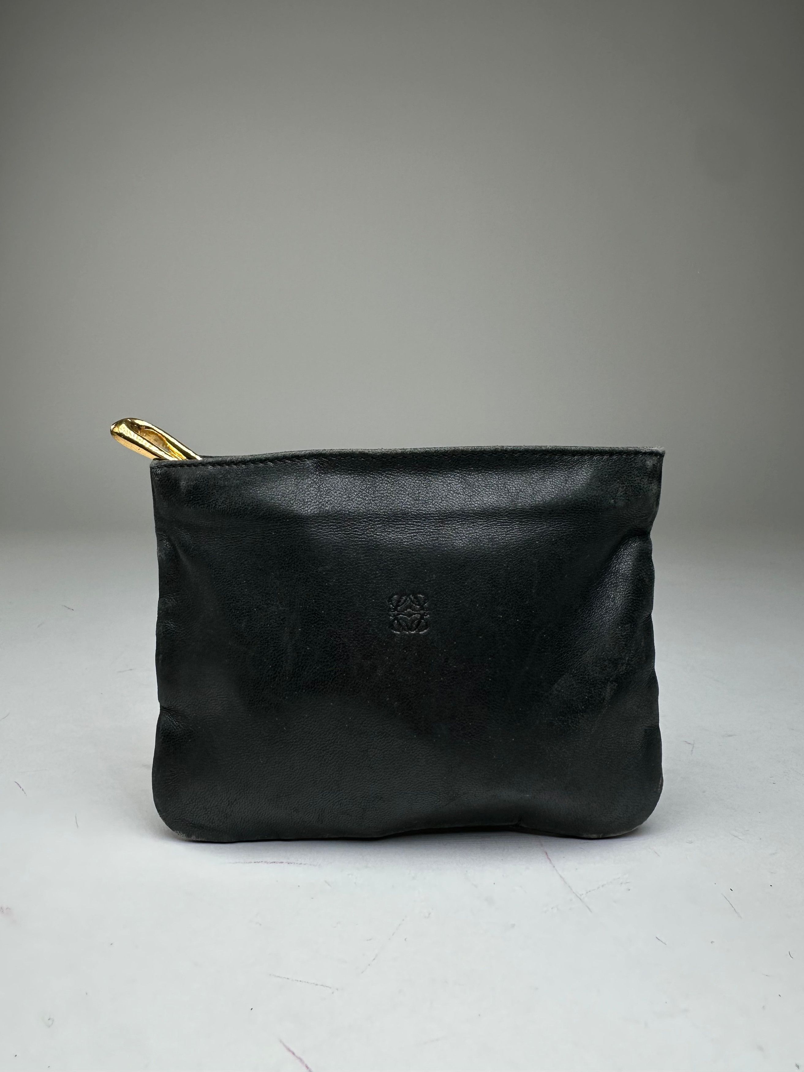 Loewe Vintage Anagram Soft Leather Zip Clutch Pouch Black Size ONE SIZE - 6 Thumbnail