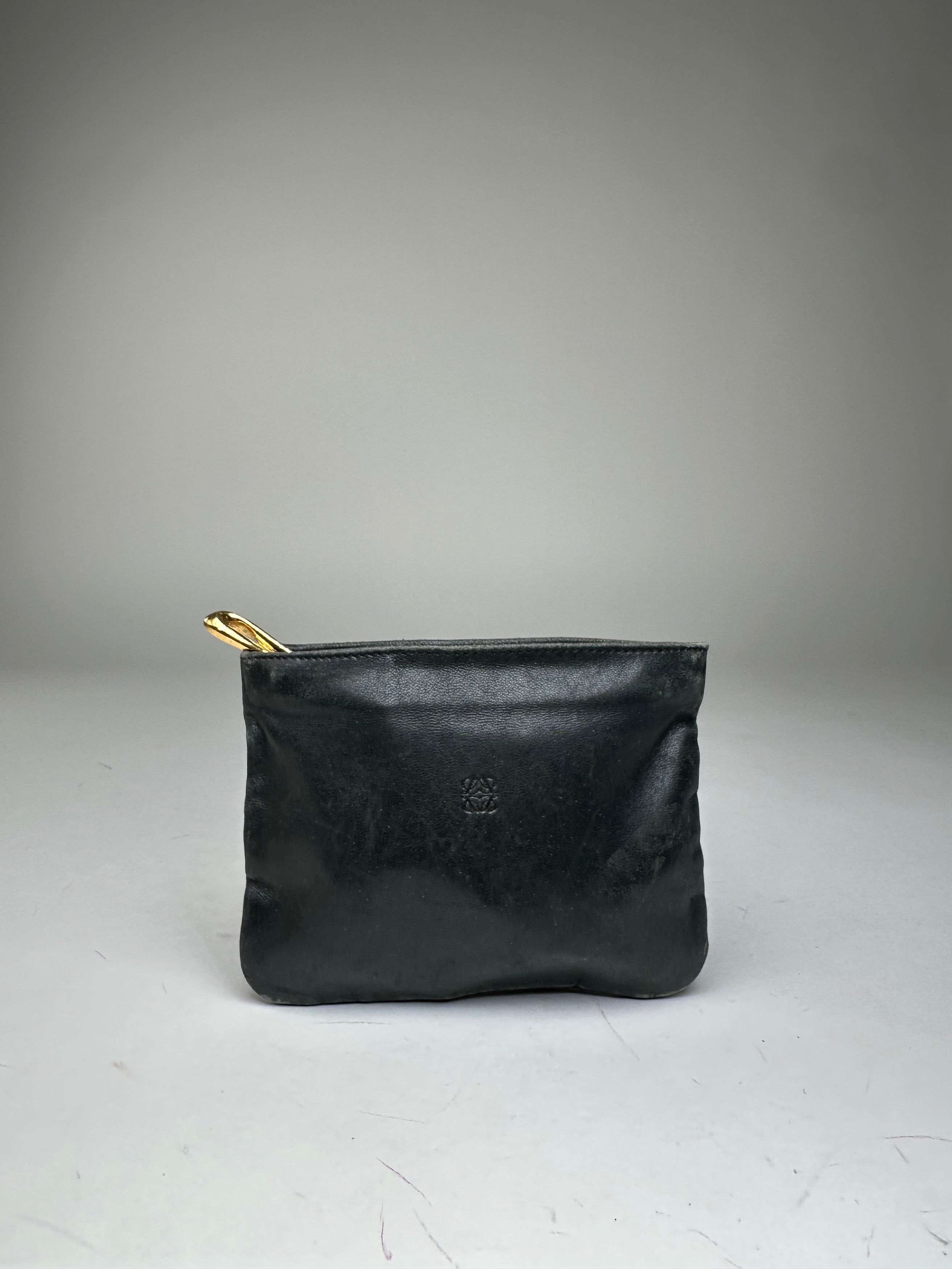 Loewe Vintage Anagram Soft Leather Zip Clutch Pouch Black Size ONE SIZE - 11 Thumbnail