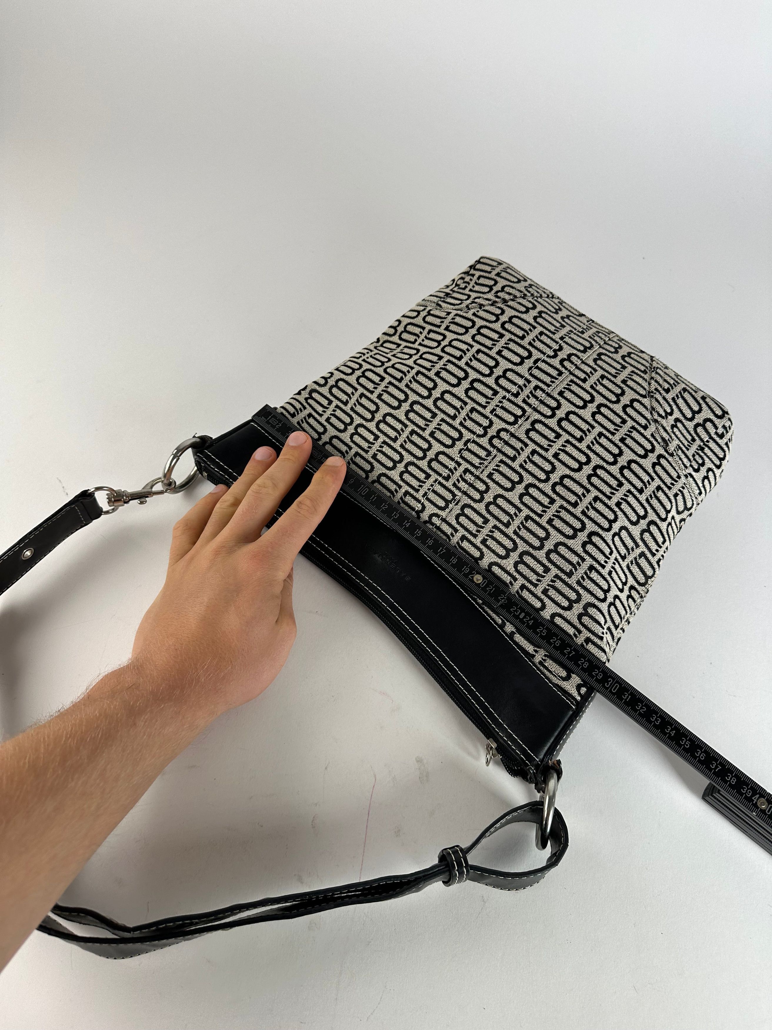 Balenciaga Vintage BB Monogram Canvas Leather Crossbody Bag Beige Black Size ONE SIZE - 13 Thumbnail
