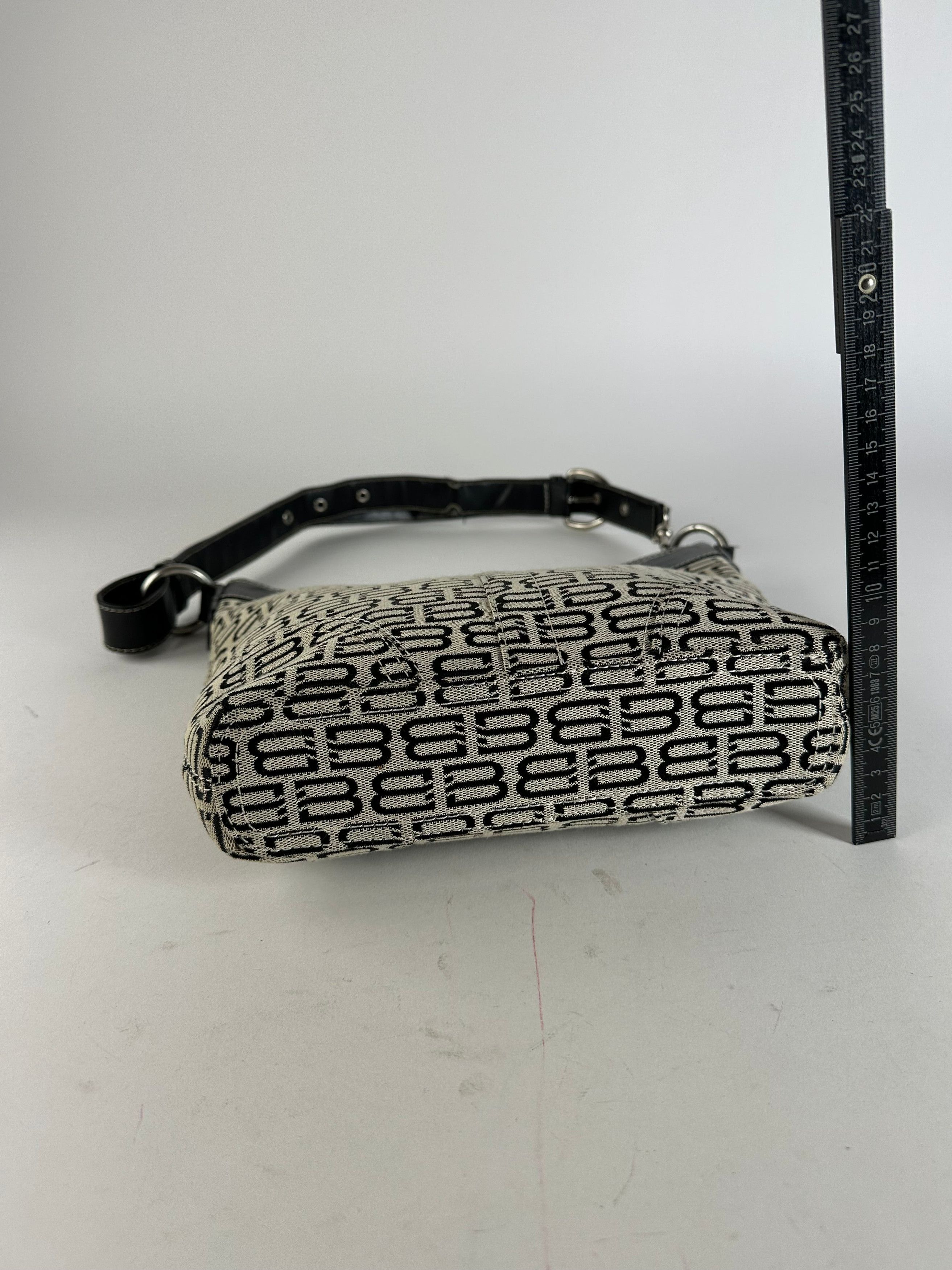Balenciaga Vintage BB Monogram Canvas Leather Crossbody Bag Beige Black Size ONE SIZE - 15 Thumbnail