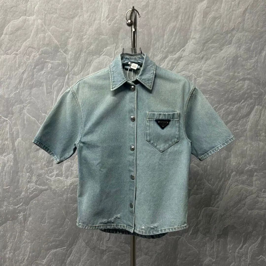 Prada Prada Triangle Logo Denim Short-Sleeve Shirt Size XS / US 0-2 / IT 36-38 - 2 Thumbnail