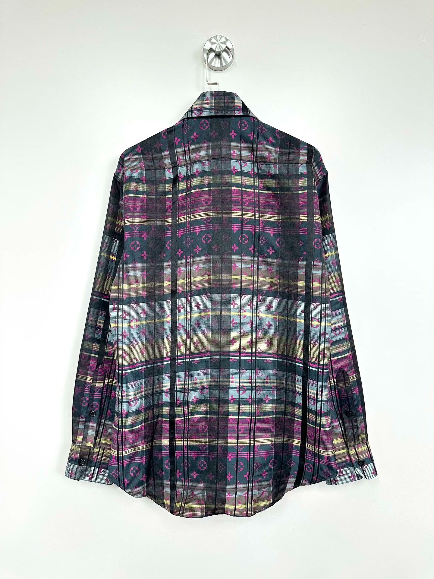Louis Vuitton Louis Vuitton Neon Plaid Button-Up Shirt Size XS / US 0-2 / IT 36-38 - 2 Thumbnail