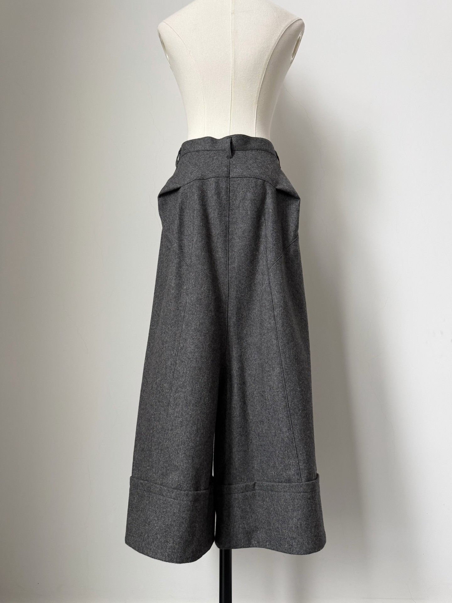 Rei Kawakubo Comme des Garçons 2014 Tricot Low-Rise Pants Size 22" - 2 Thumbnail