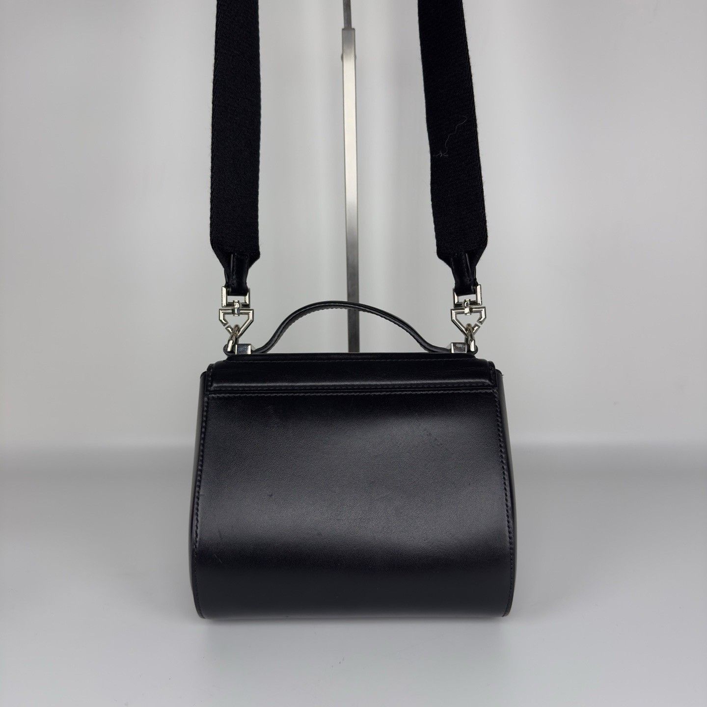 Givenchy Givenchy Pandora Black Shoulder Bag Size ONE SIZE - 3 Thumbnail