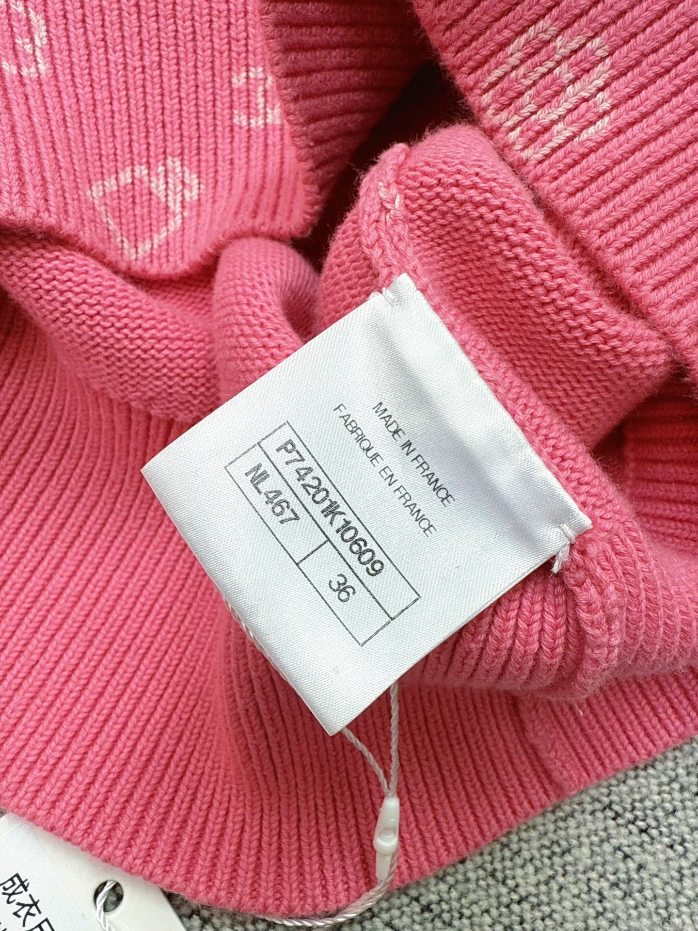 Chanel Chanel 23C Pink White Embroidered Knit Vest Size XS / US 0-2 / IT 36-38 - 4 Thumbnail