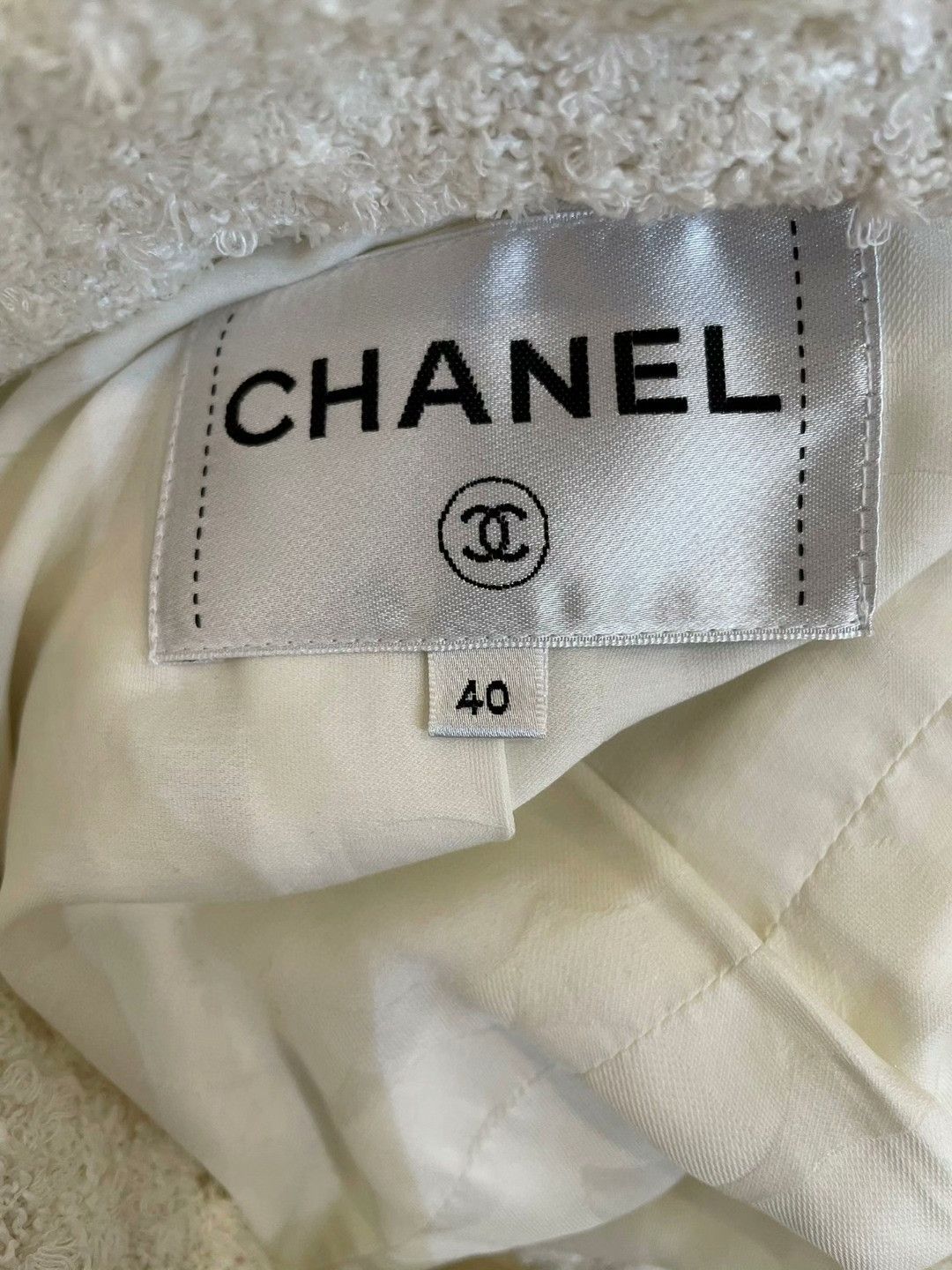 Chanel Chanel Cruise White Short Coat Size S / US 4 / IT 40 - 4 Thumbnail