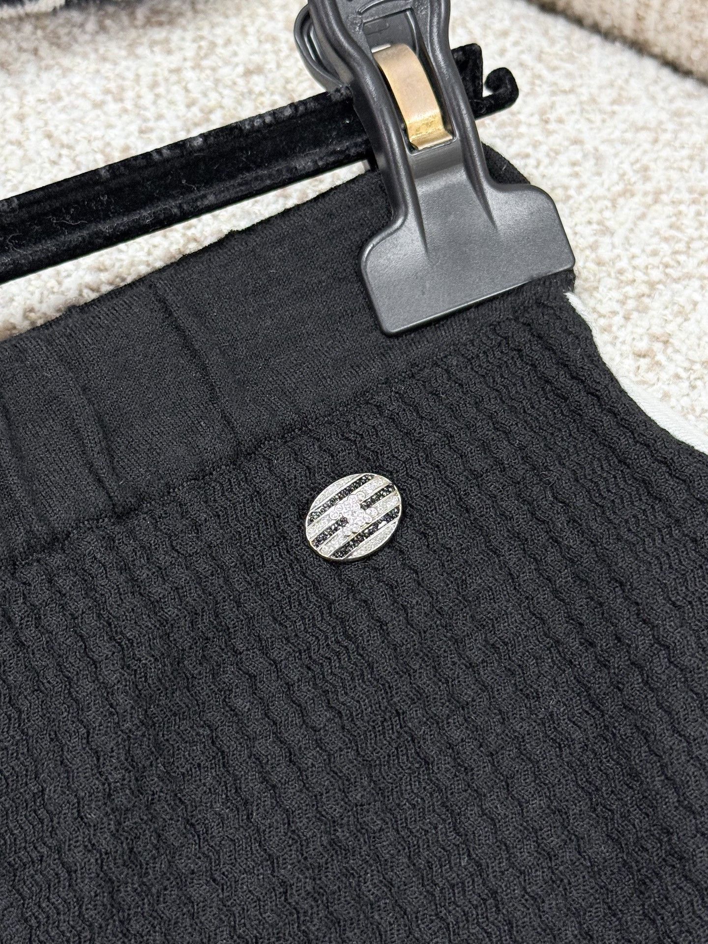 Chanel Chanel 24C Black Waffle Shorts Size 38" / US 16 / IT 52 - 4 Thumbnail
