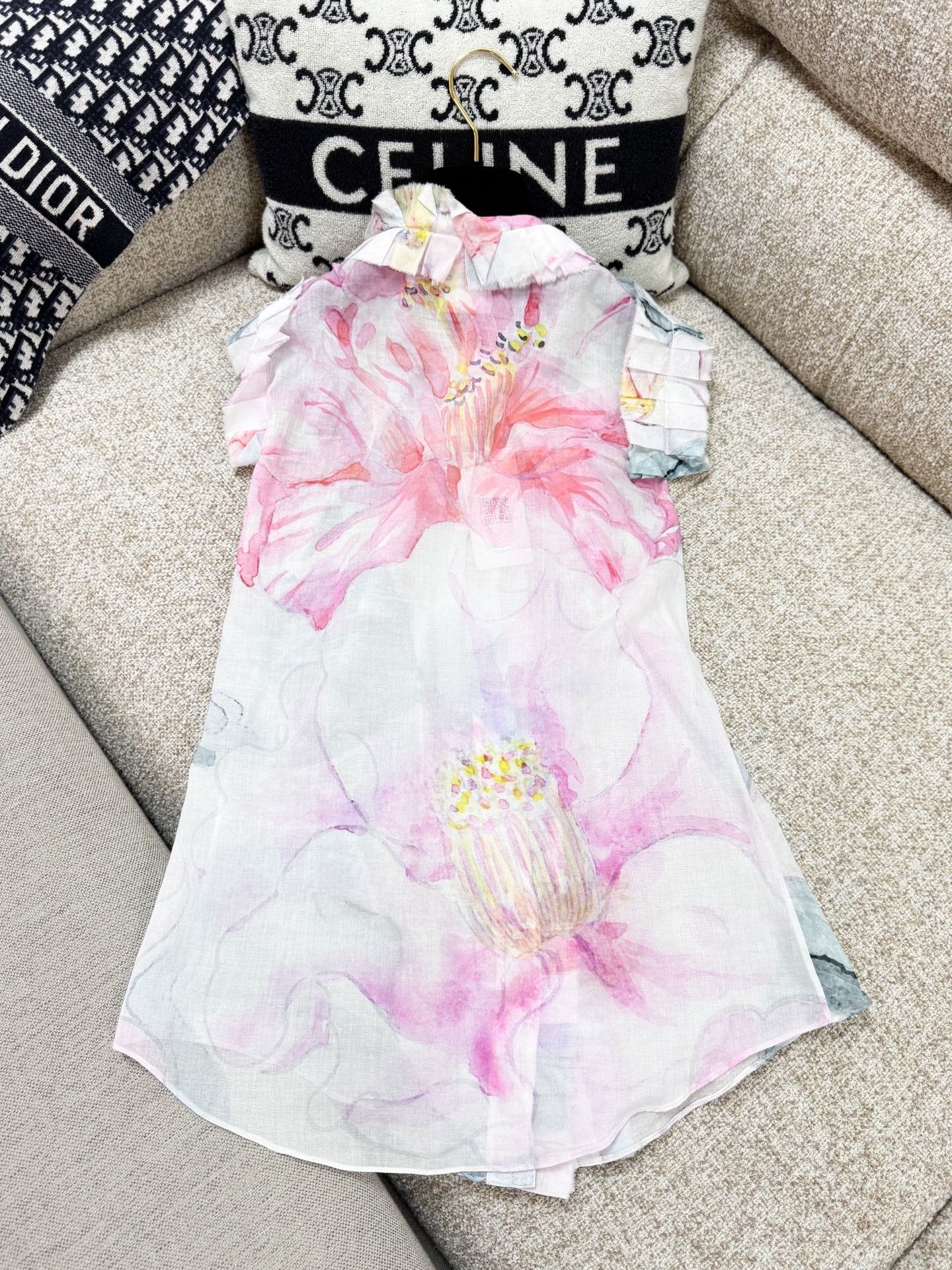 Chanel Chanel 13C Pink Teal Gradient Ruffled Vest Size XS / US 0-2 / IT 36-38 - 3 Thumbnail